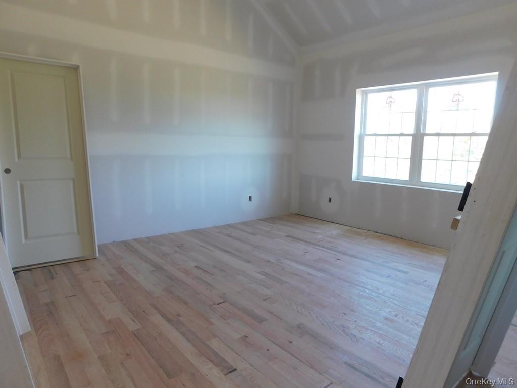 84 Quaker Street, Wallkill, NY 12589