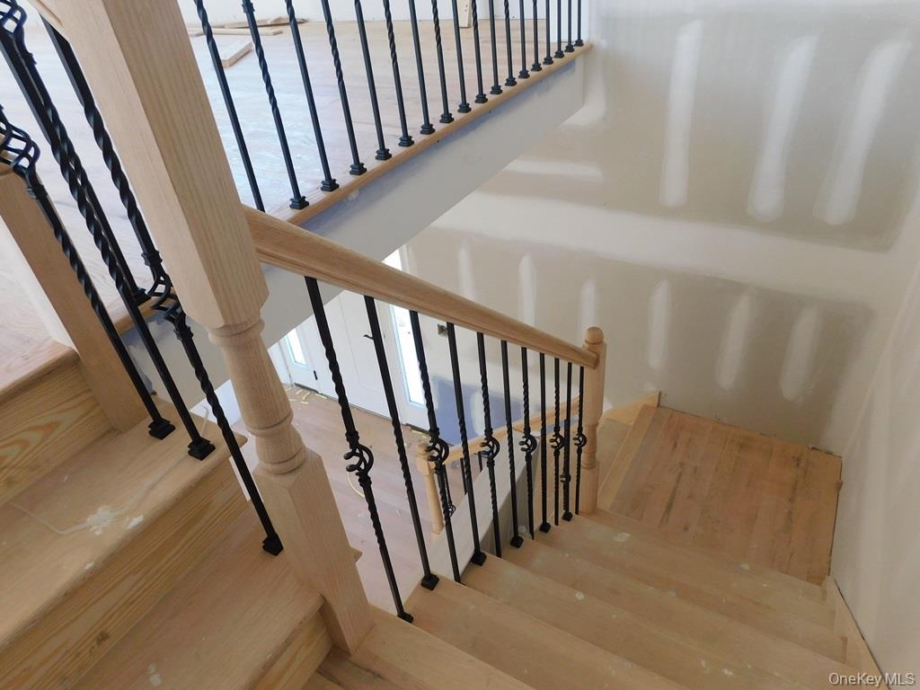 84 Quaker Street, Wallkill, NY 12589