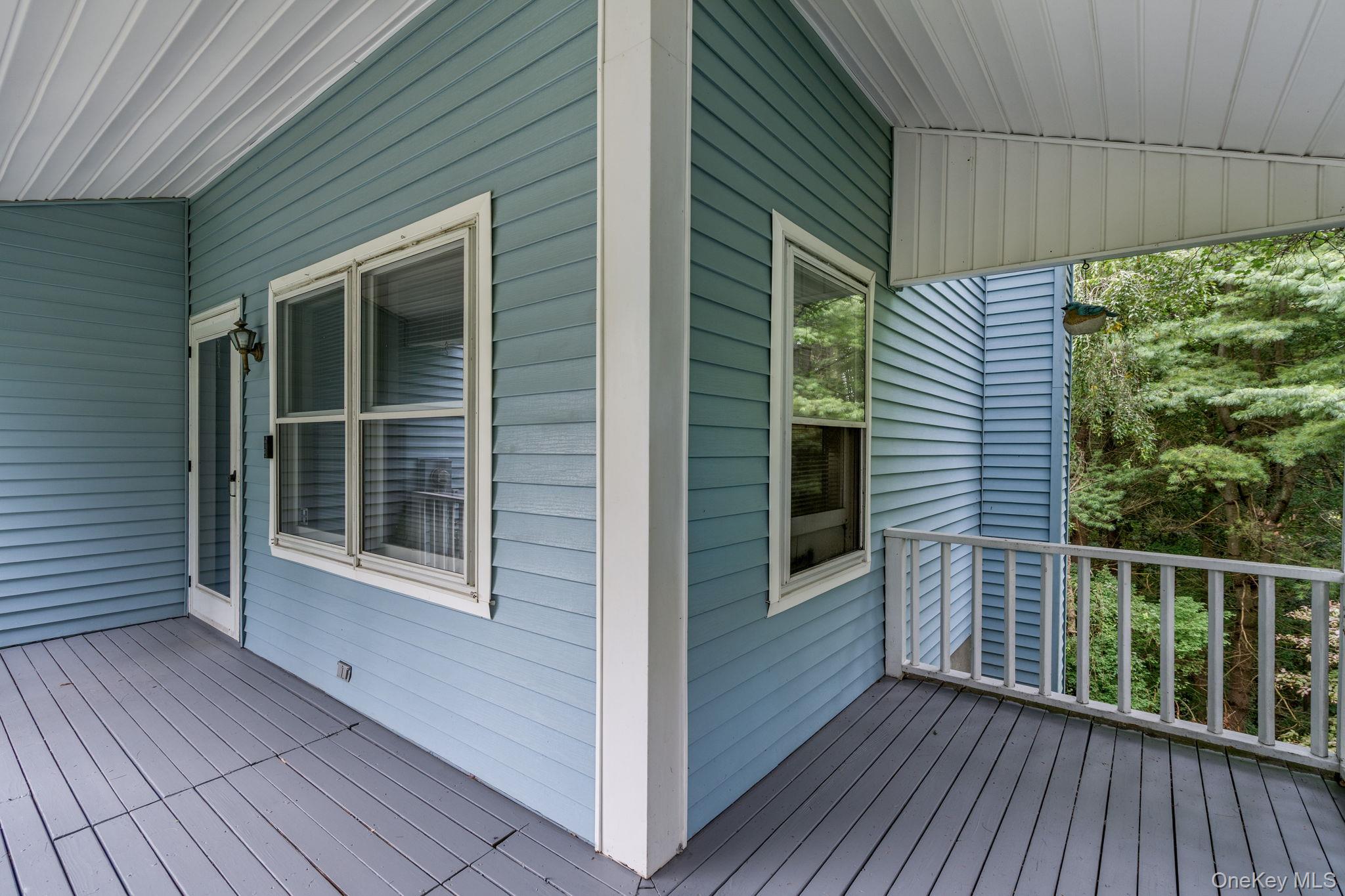 5 Windsor Court, Poughkeepsie, NY 12601