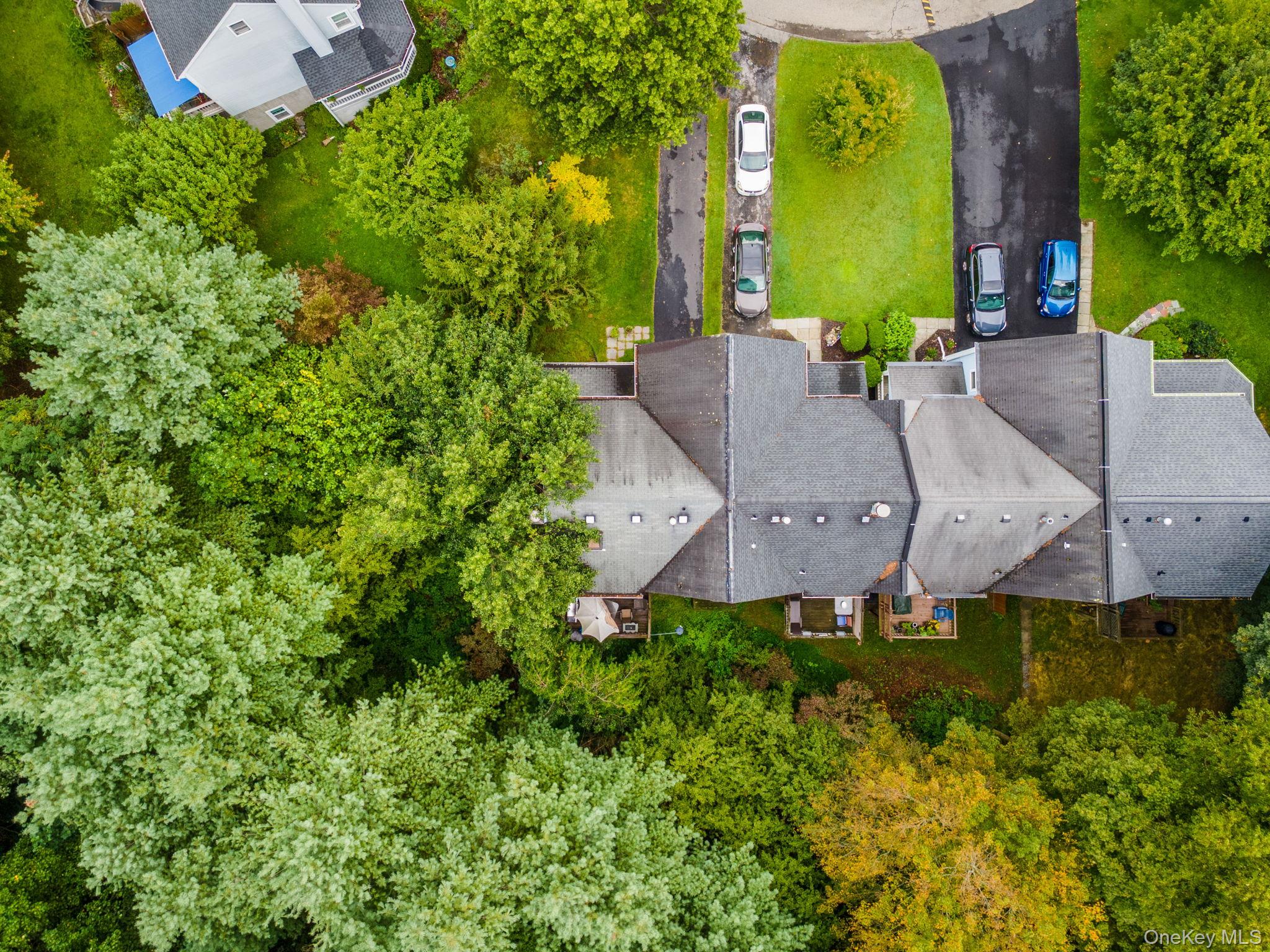 5 Windsor Court, Poughkeepsie, NY 12601