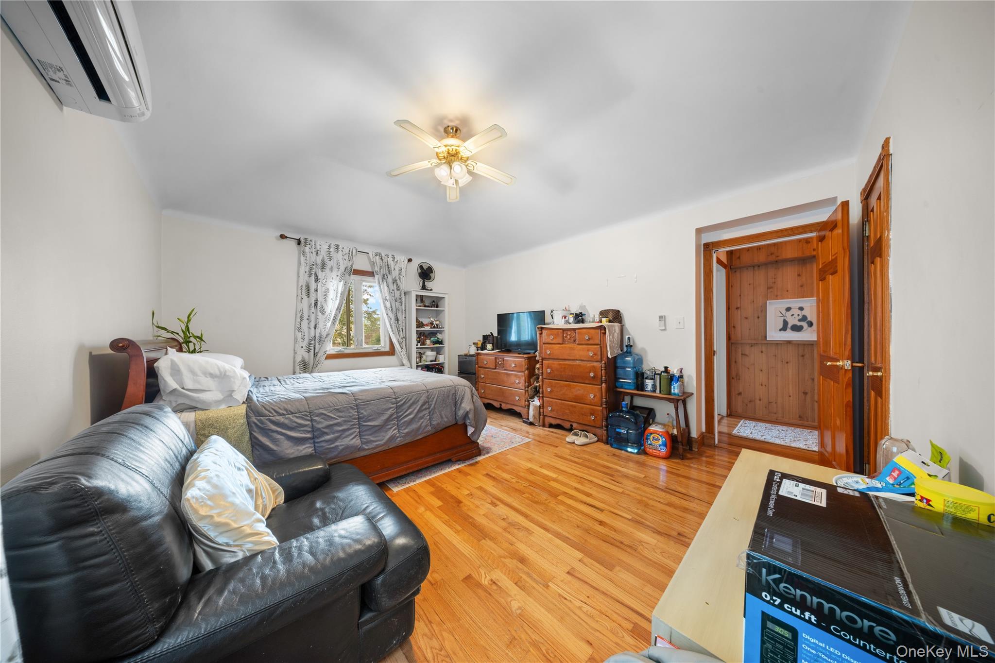 26-23 Utopia Parkway, Bayside, NY 11358