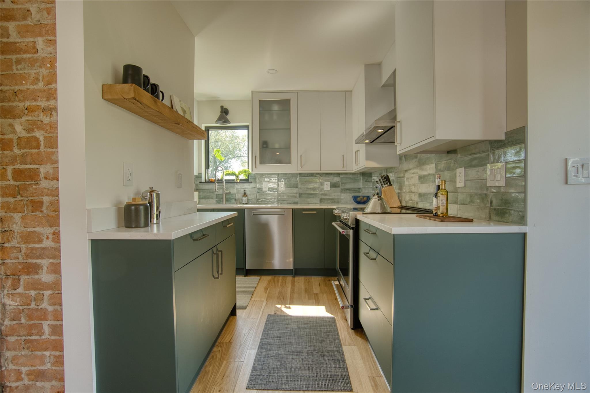 202 Tilden Street, Port Ewen, NY 12466