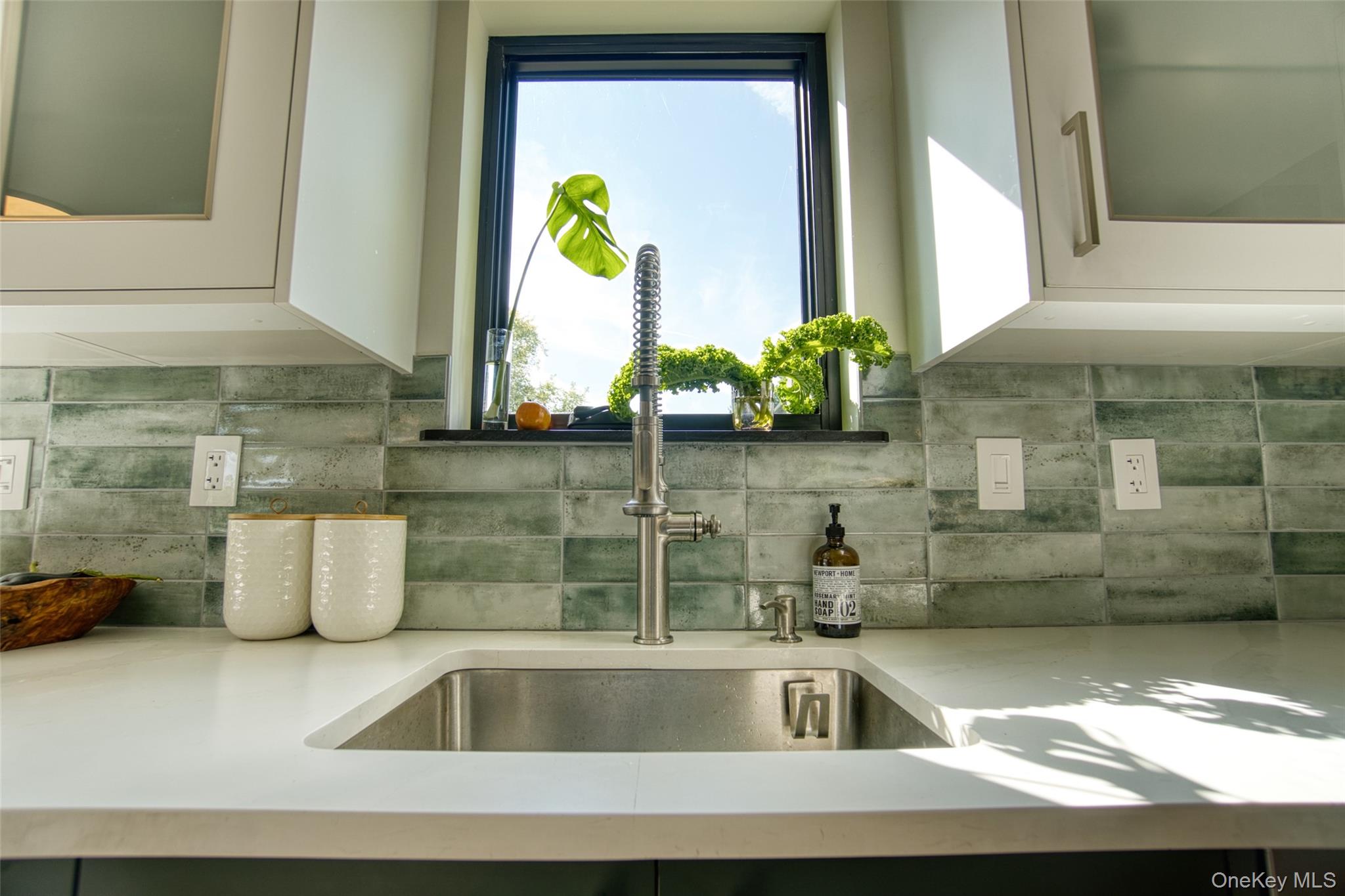 202 Tilden Street, Port Ewen, NY 12466