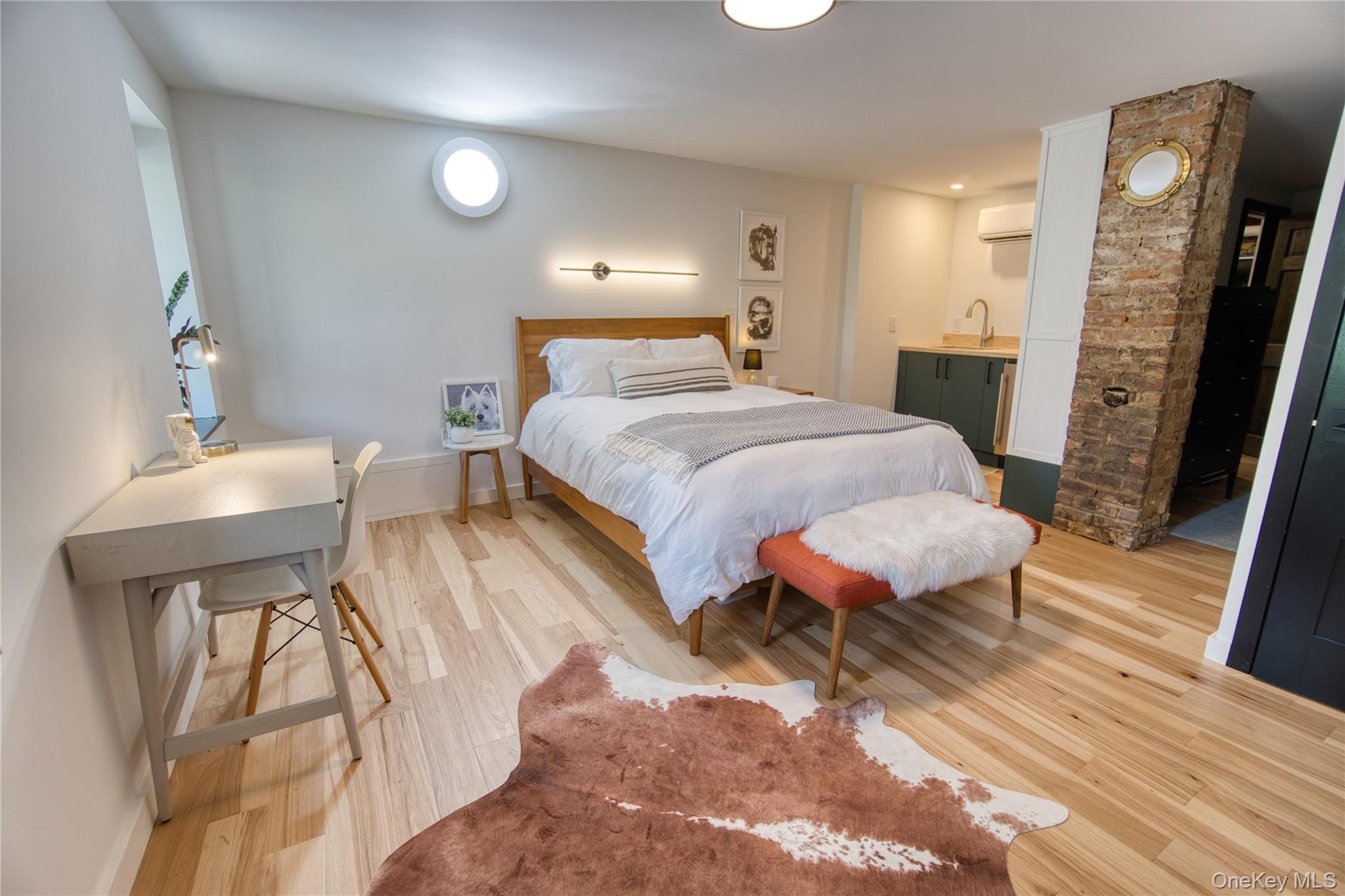 202 Tilden Street, Port Ewen, NY 12466