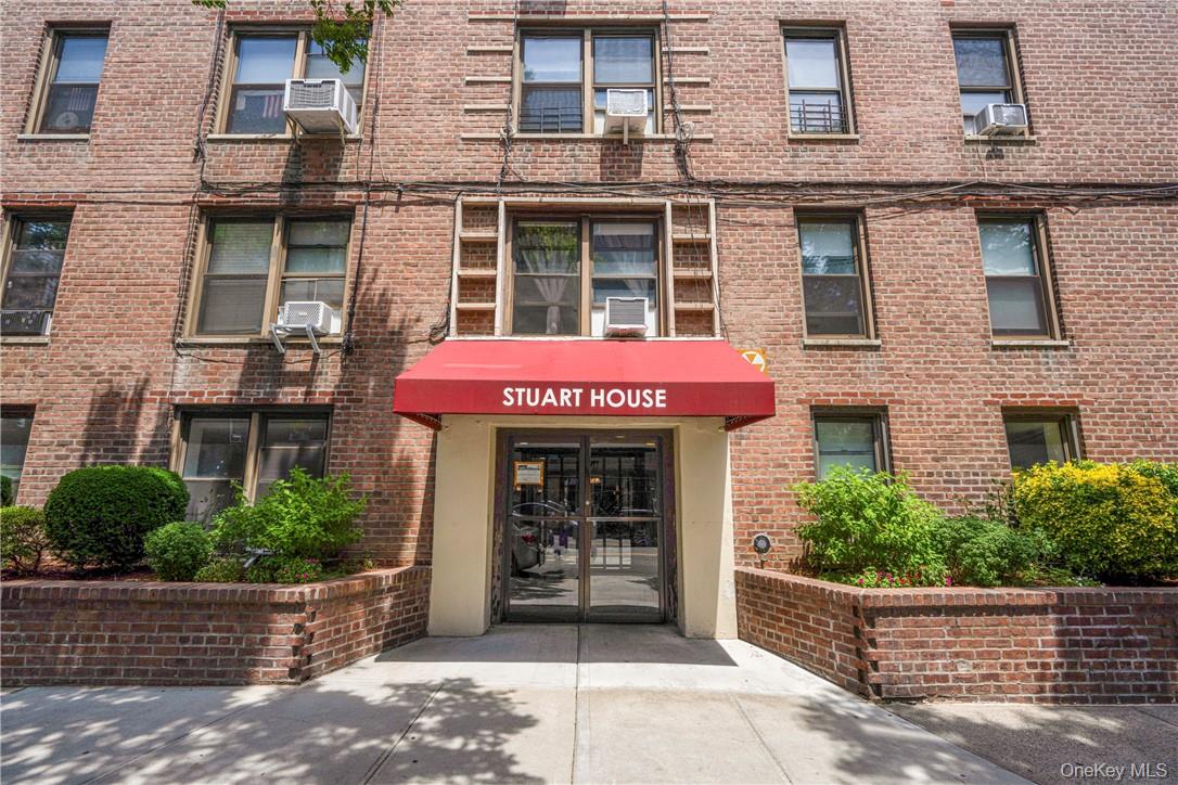 525 W 235 Street # 4C, Bronx, NY 10463