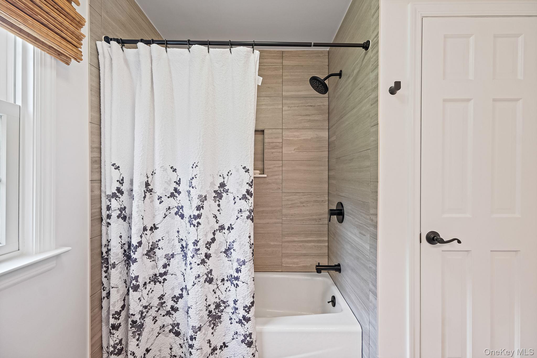 123 South Road, Wading River, NY 11792