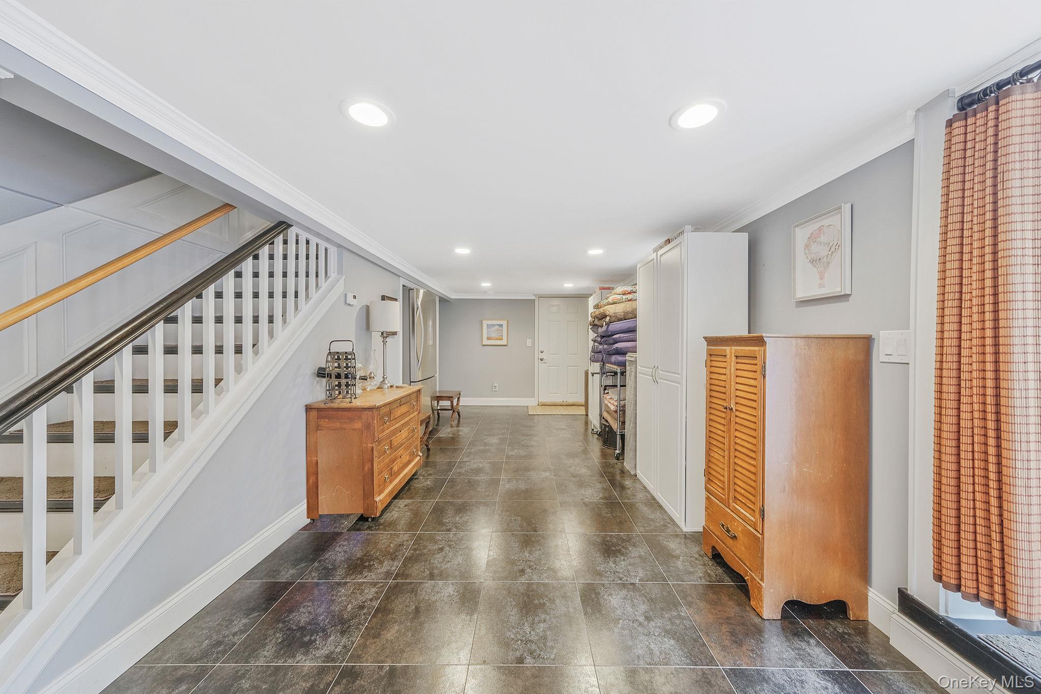 123 South Road, Wading River, NY 11792