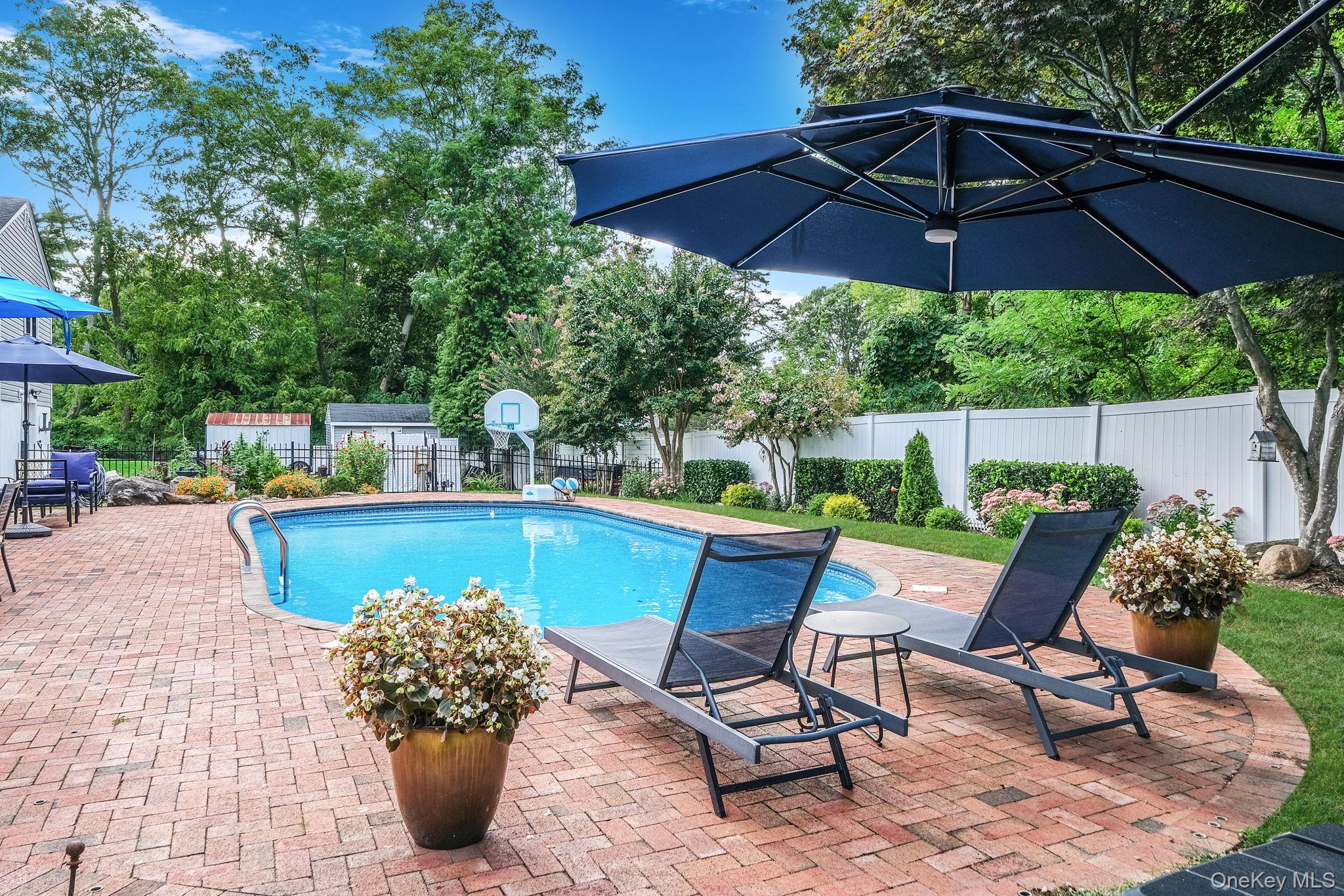 123 South Road, Wading River, NY 11792