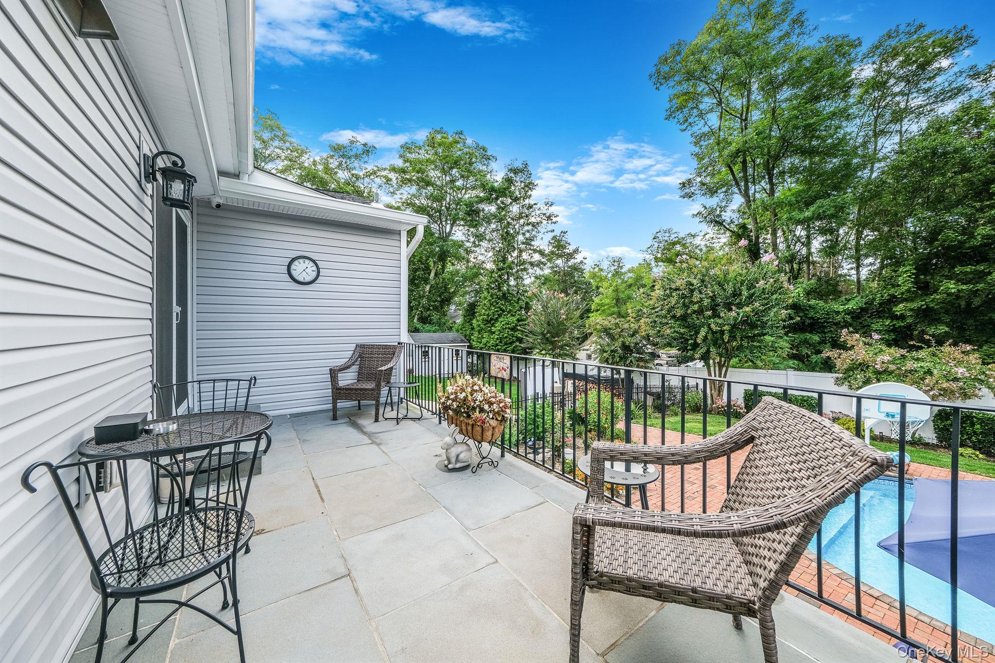 123 South Road, Wading River, NY 11792