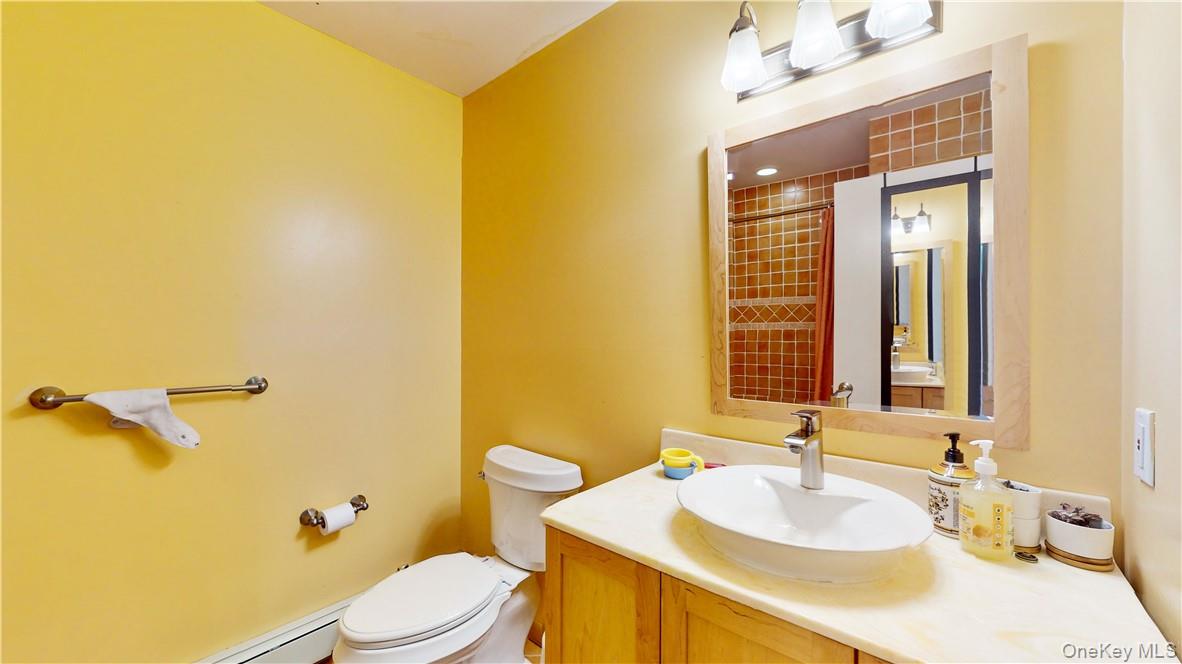 96 Old Pascack Road, Pearl River, NY 10965