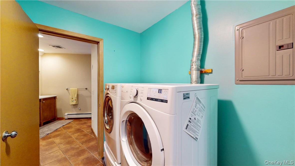 96 Old Pascack Road, Pearl River, NY 10965