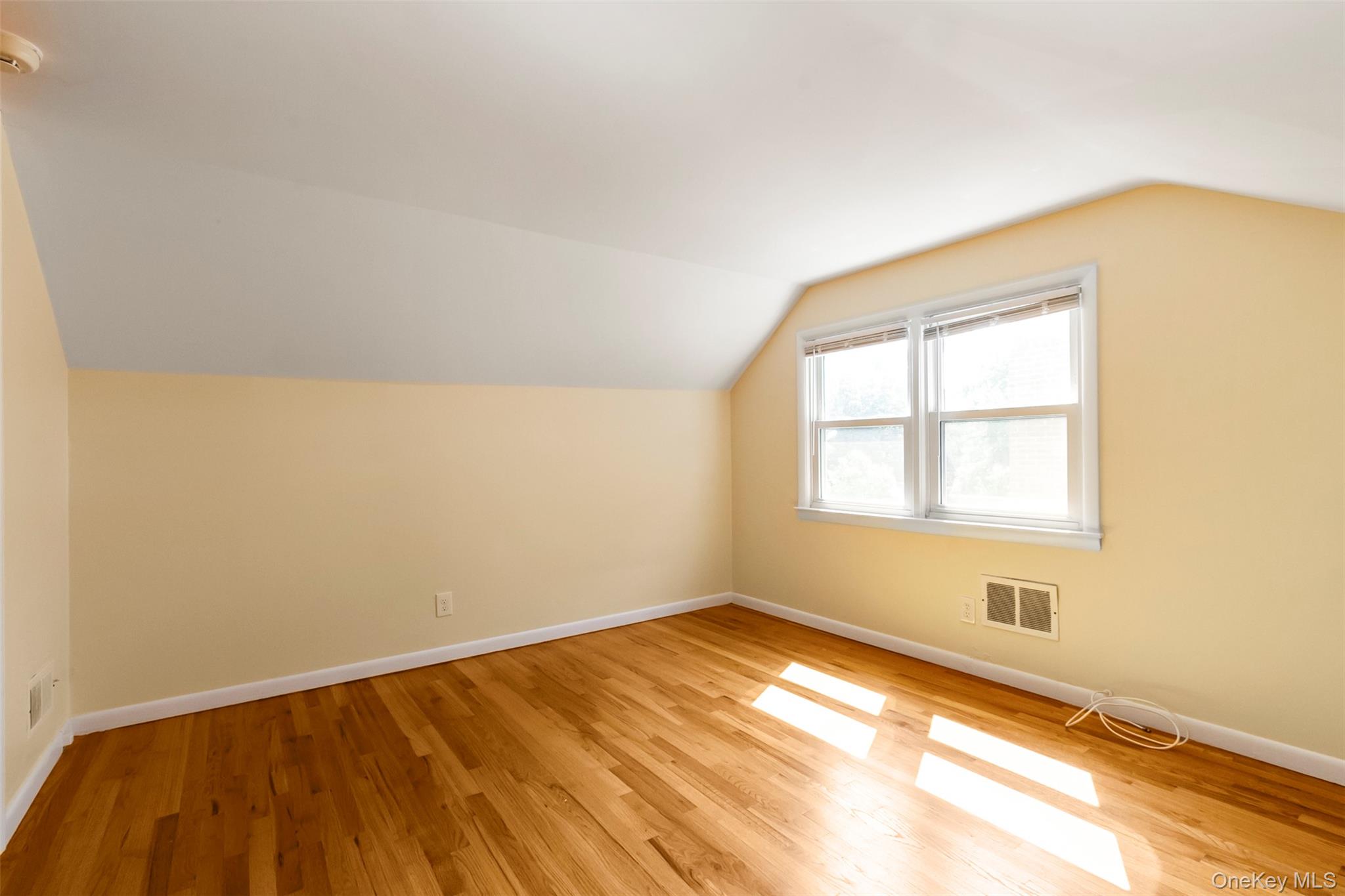 73 Ewart Street, Scarsdale, NY 10583