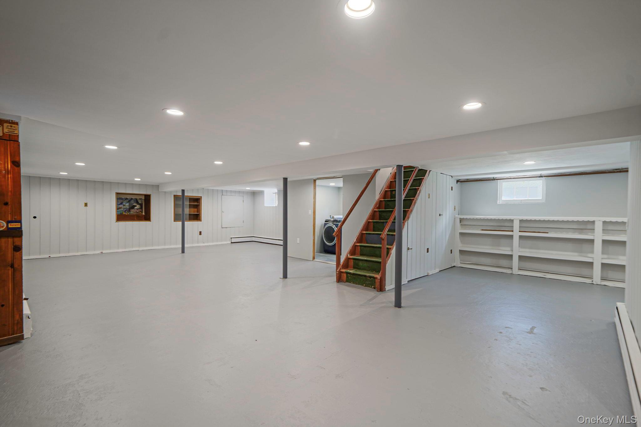 827 Aberdeen Road, West Bay Shore, NY 11706