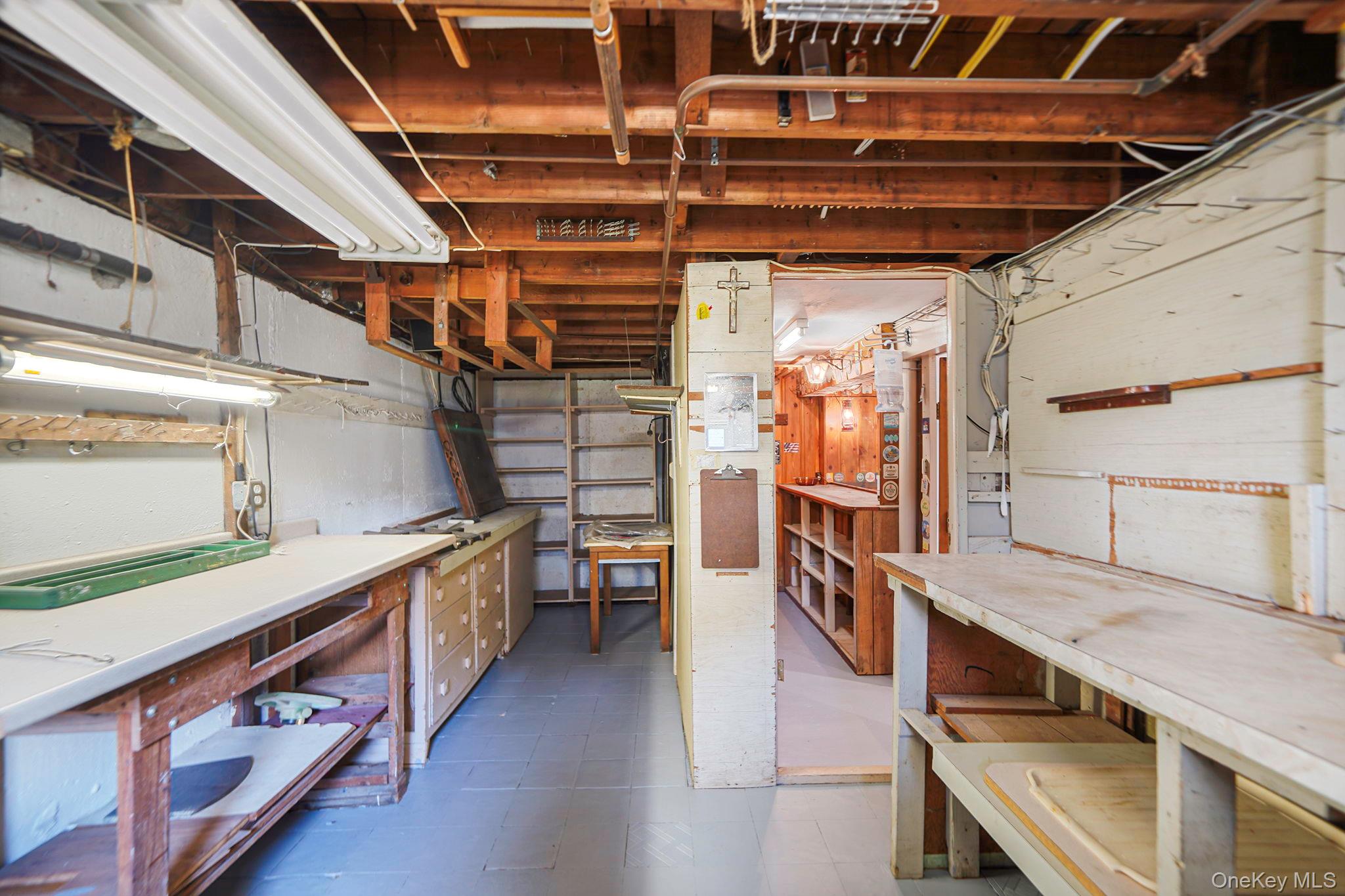 827 Aberdeen Road, West Bay Shore, NY 11706