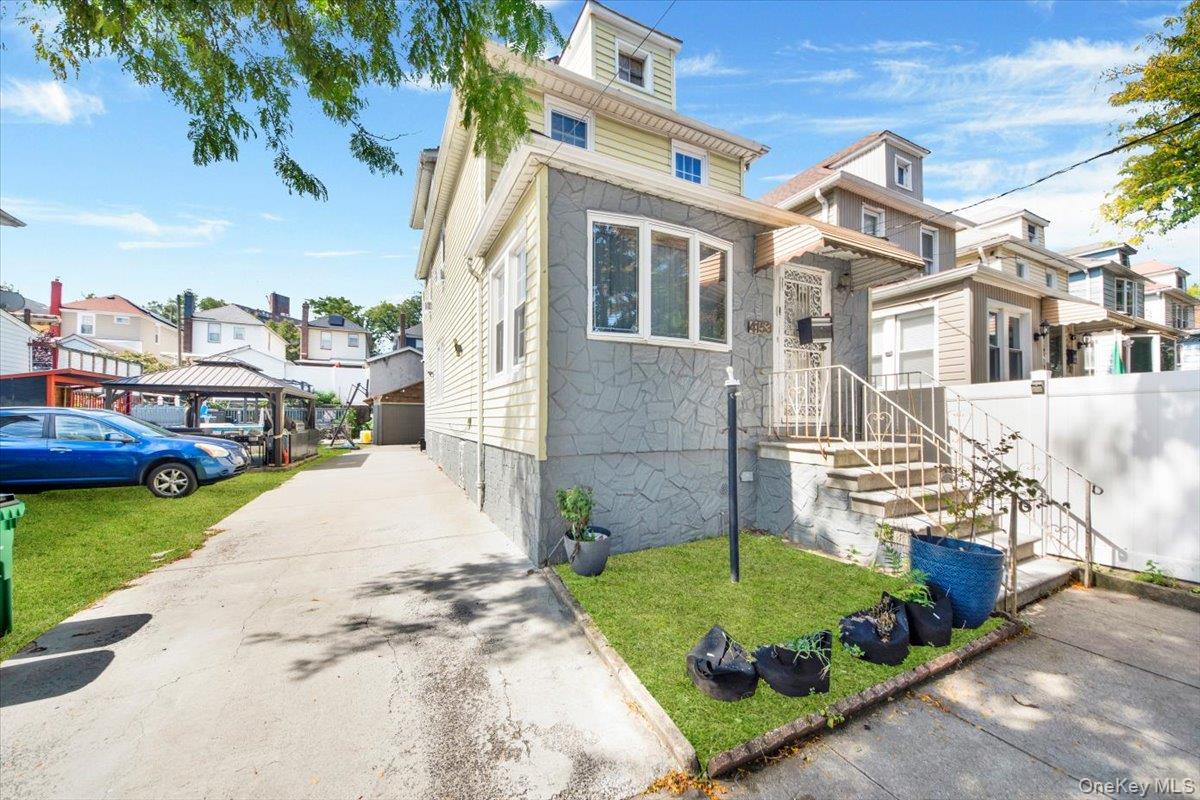 4153 Gunther Avenue, Bronx, NY 10466