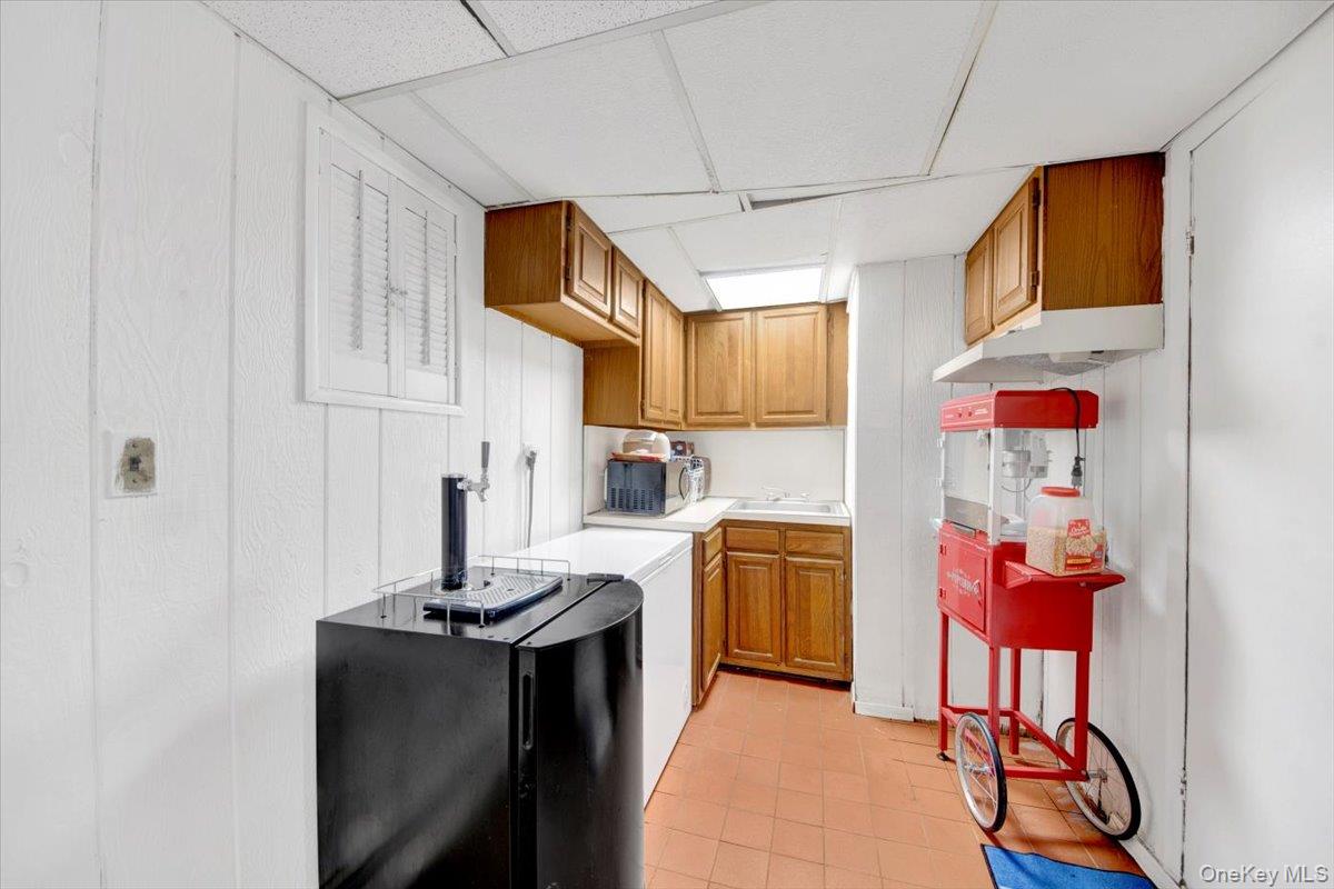 4153 Gunther Avenue, Bronx, NY 10466