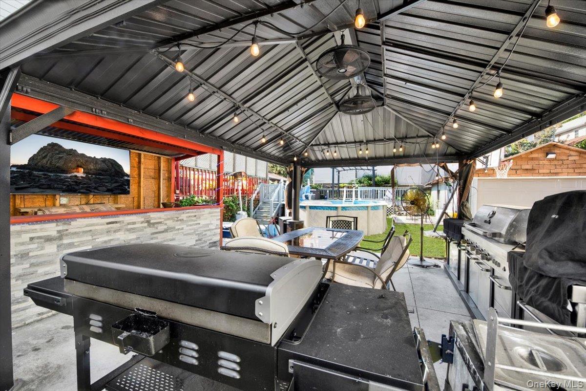 4153 Gunther Avenue, Bronx, NY 10466