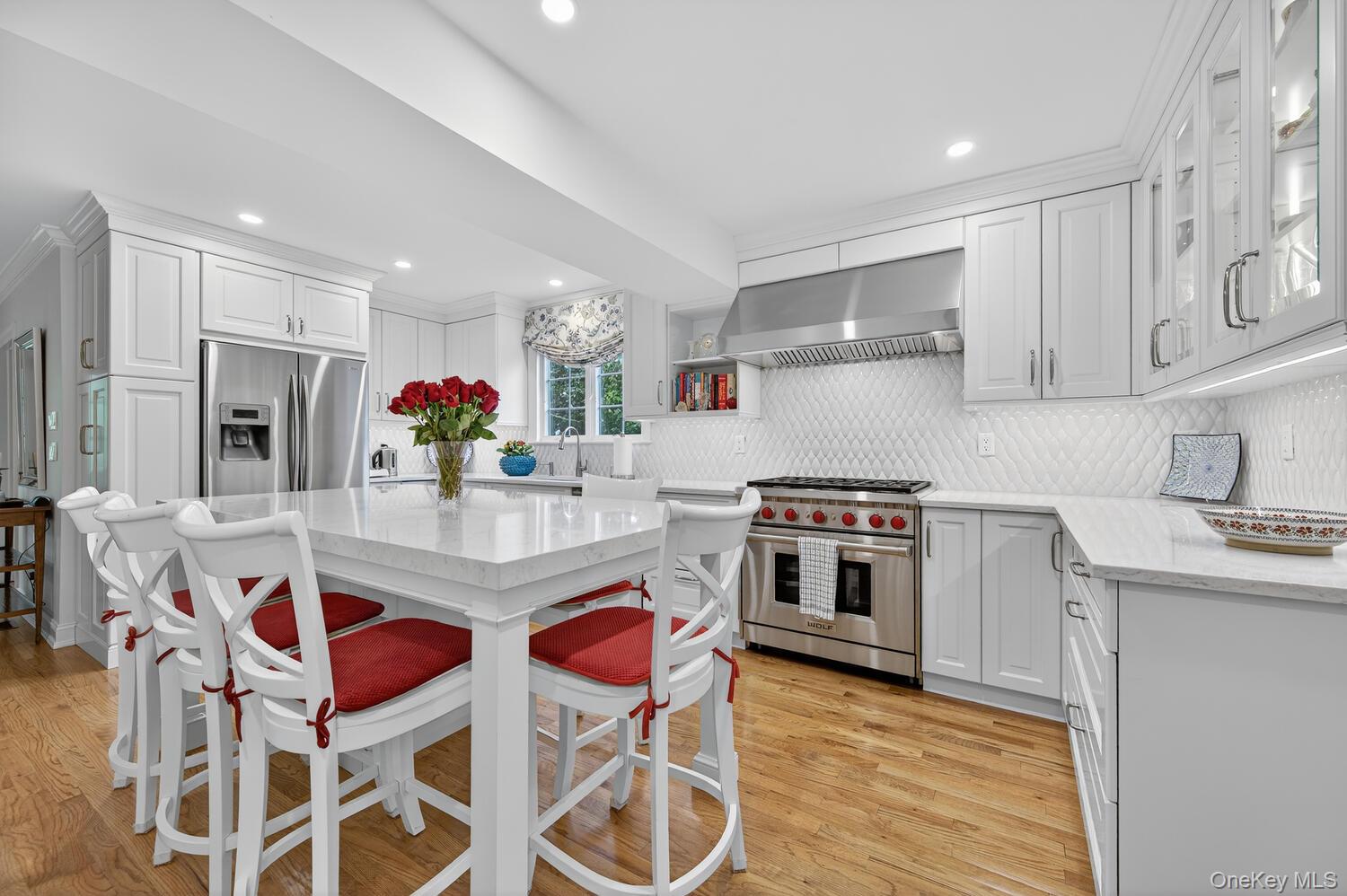 437 Andrews Road, Mineola, NY 11501