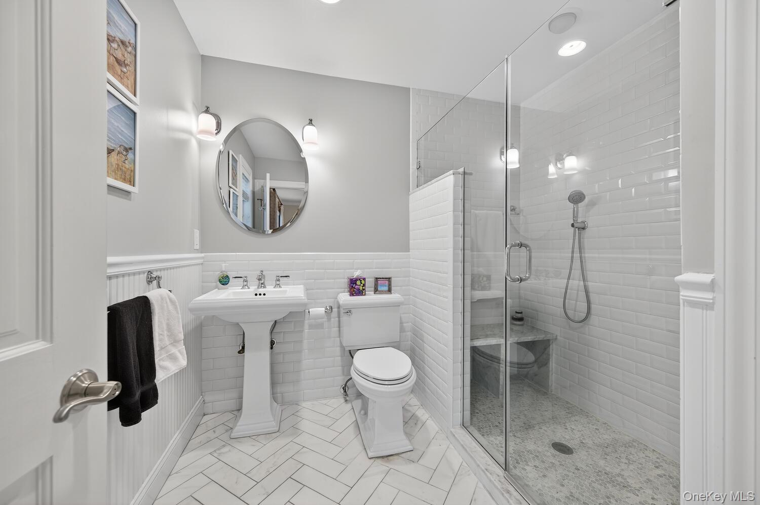 437 Andrews Road, Mineola, NY 11501