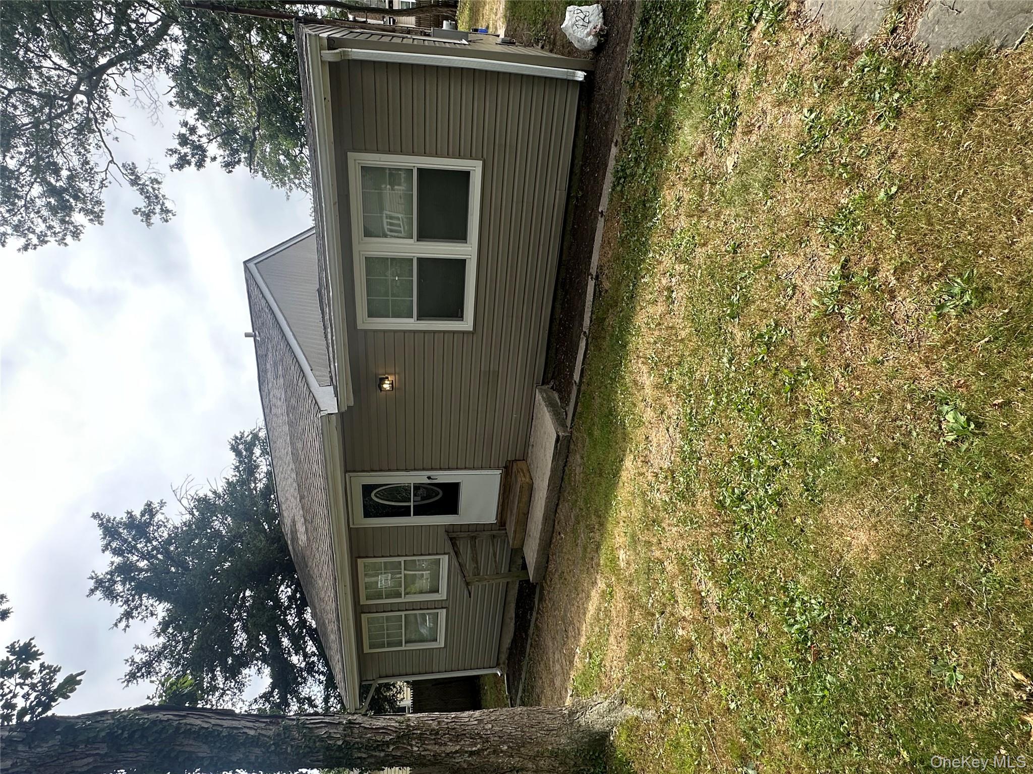 128 Lakeview Drive, Mastic Beach, NY 11951