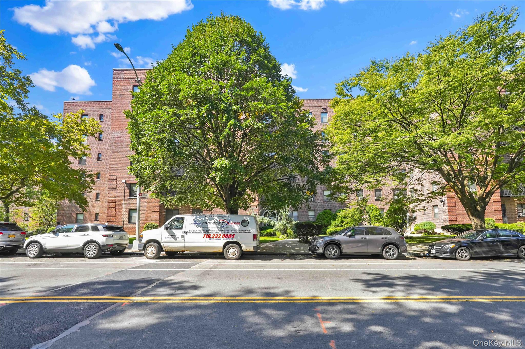 25-18 Union Street # 4G, Flushing, NY 11354