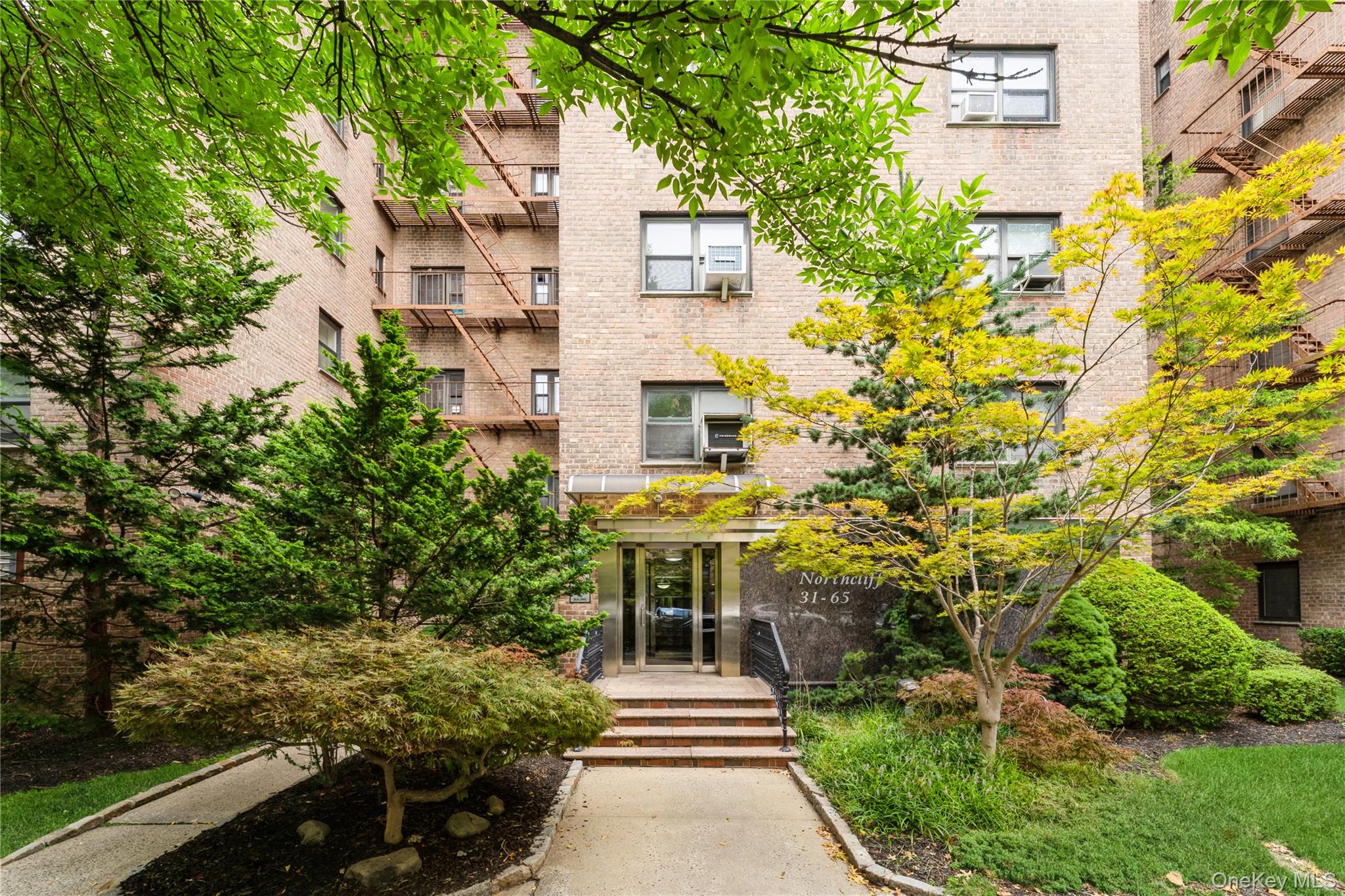 31-65 138th Street # 3K, Flushing, NY 11354