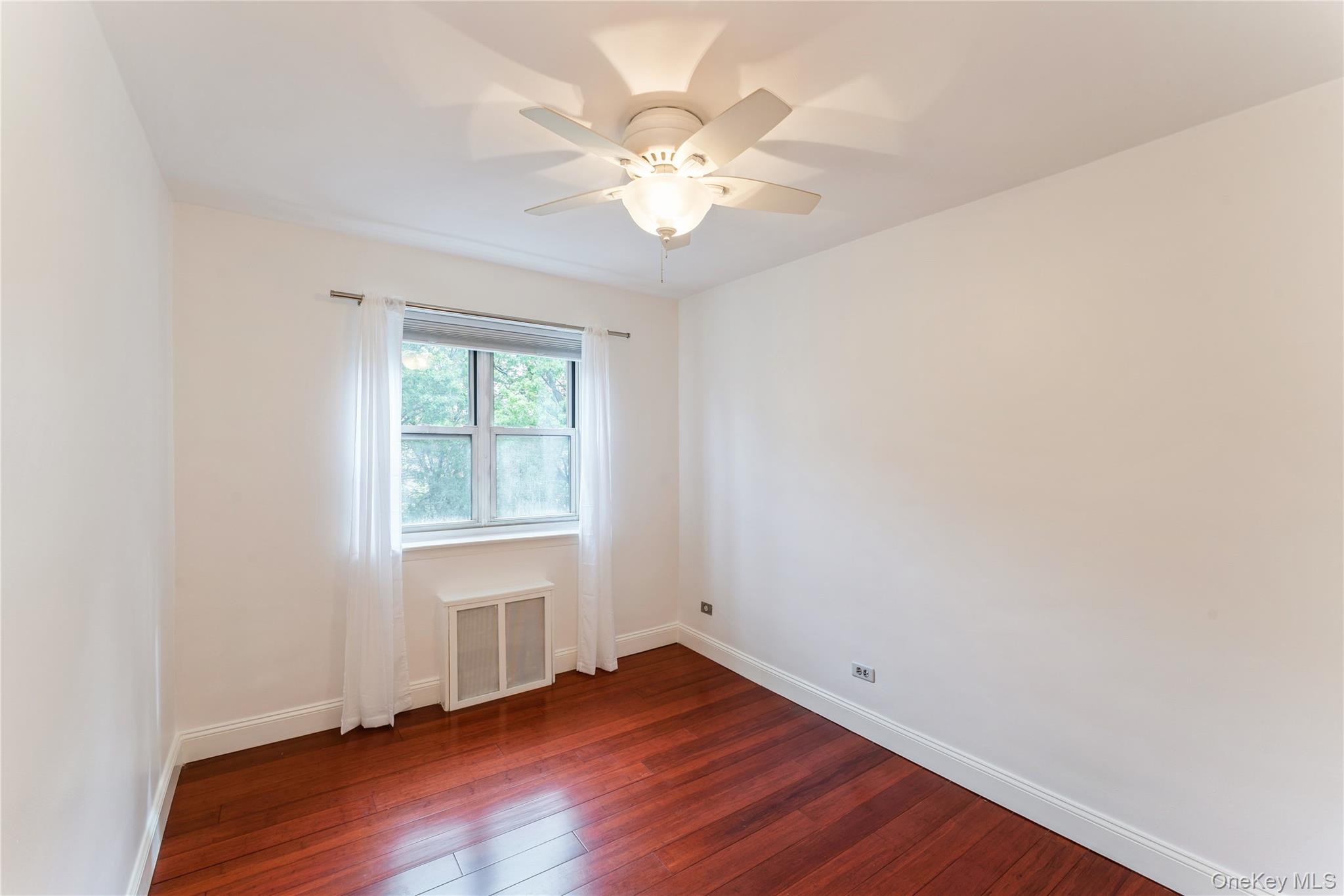 31-65 138th Street # 3K, Flushing, NY 11354