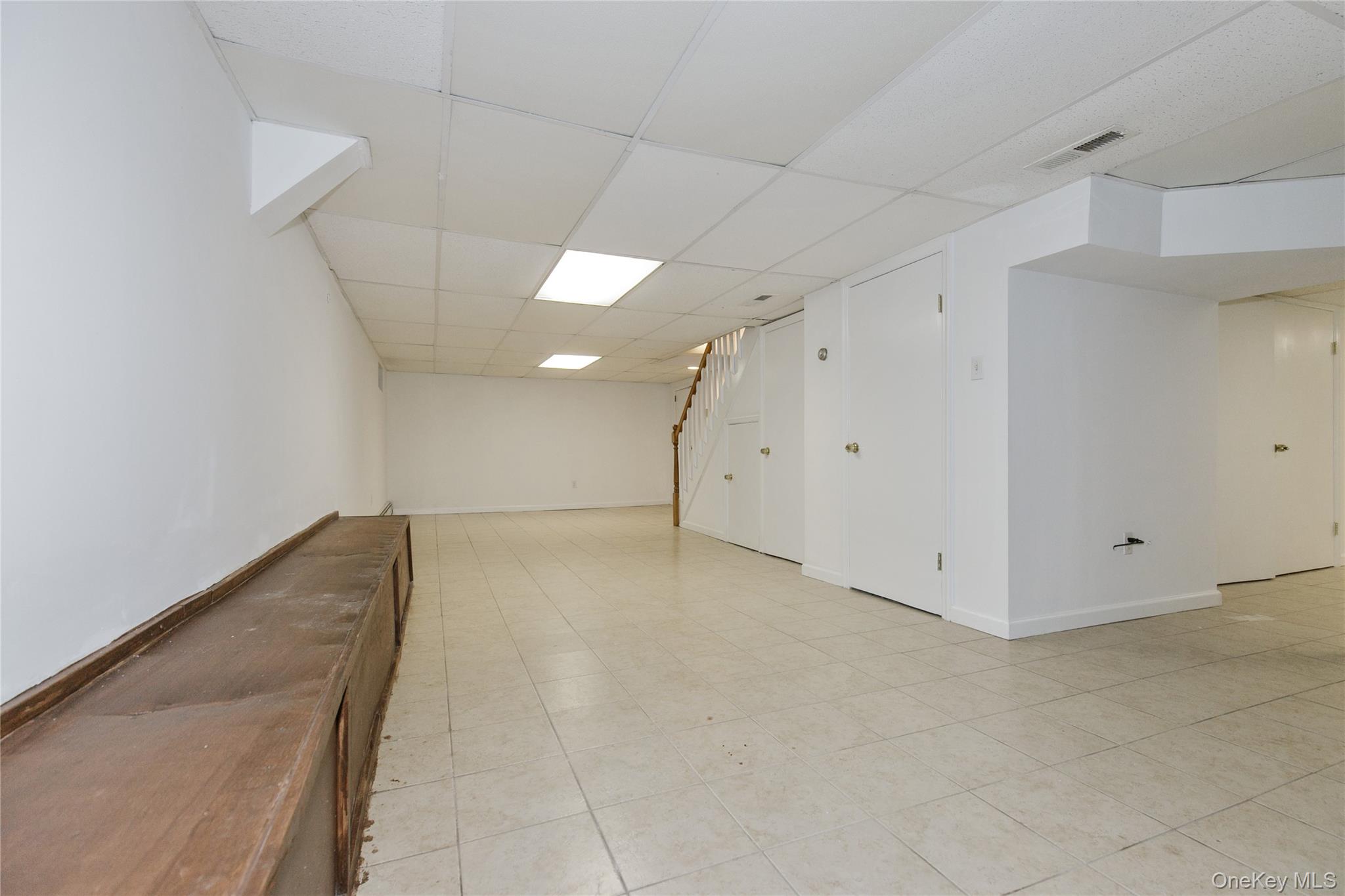 43 ELM Street, Great Neck, NY 11021