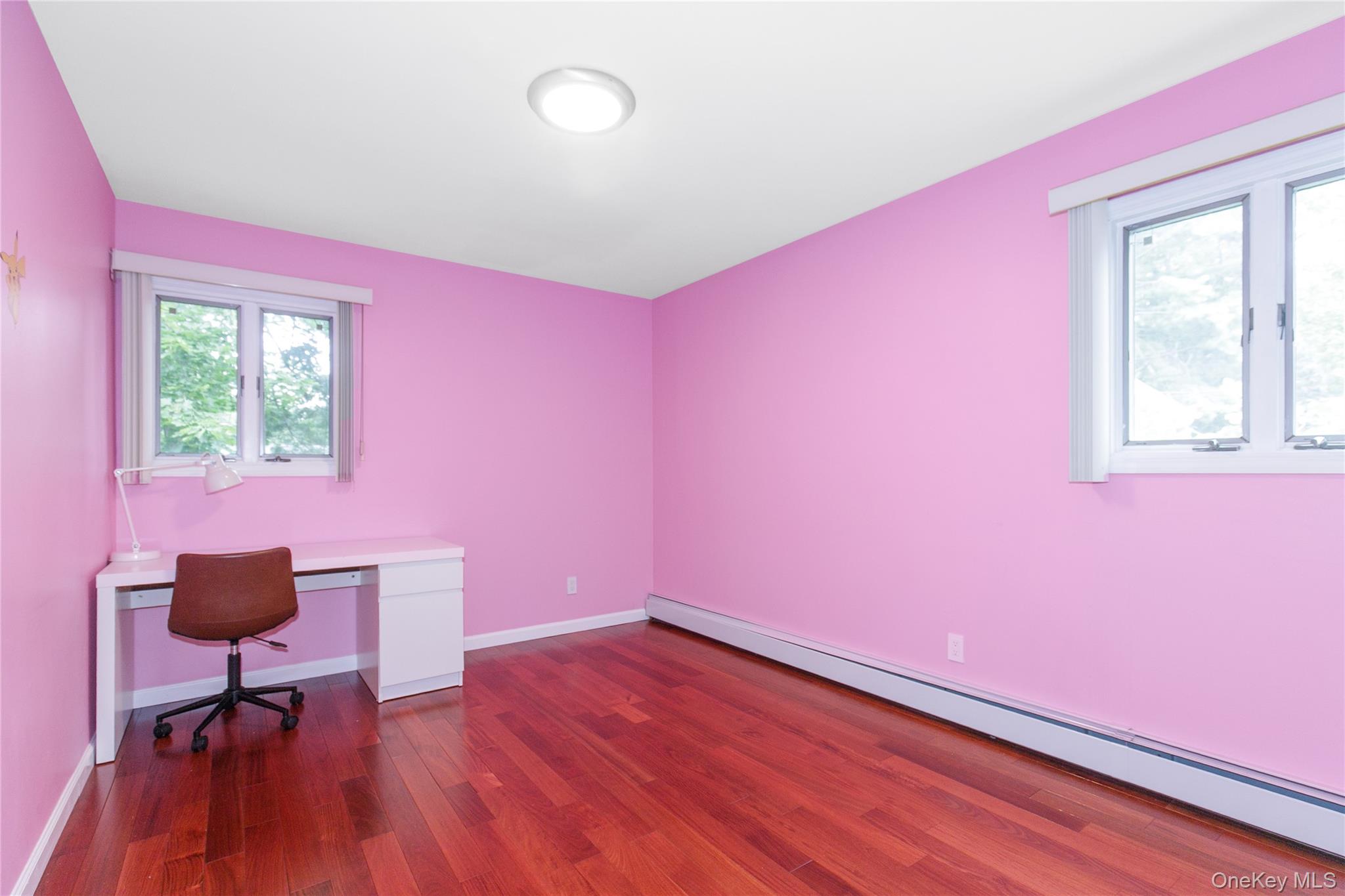 43 ELM Street, Great Neck, NY 11021