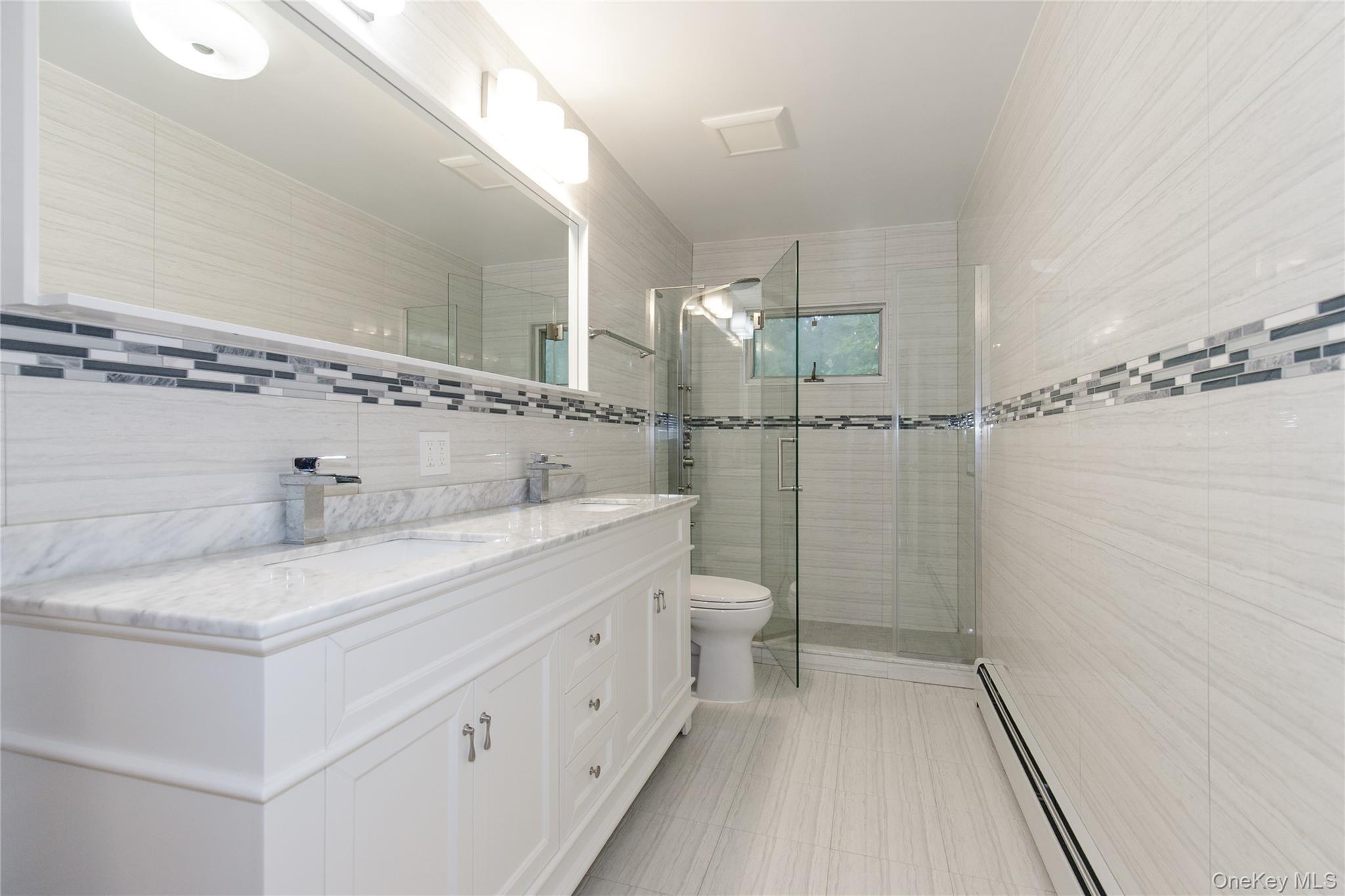 43 ELM Street, Great Neck, NY 11021