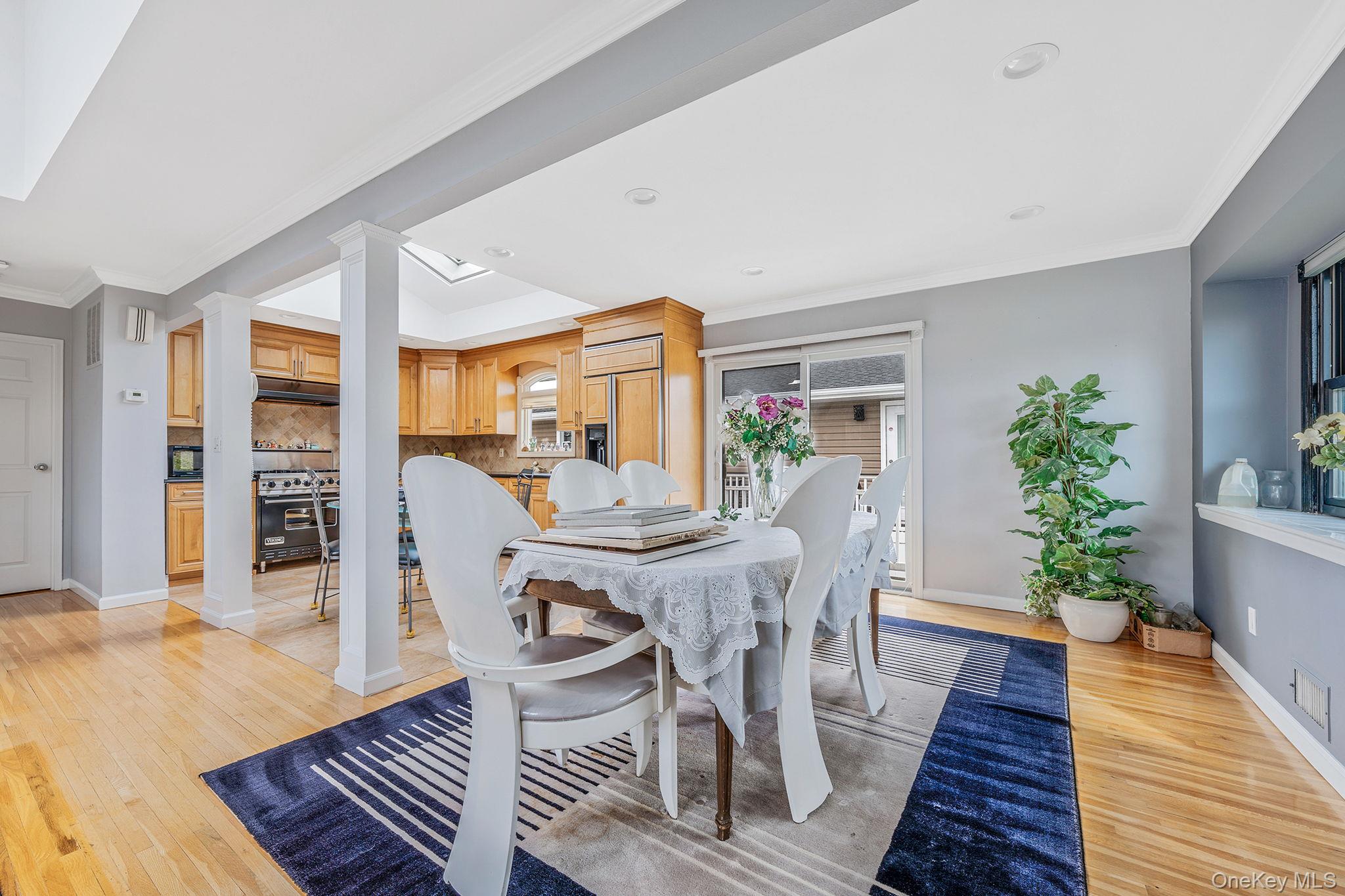 73 Elaine Drive, Oceanside, NY 11572