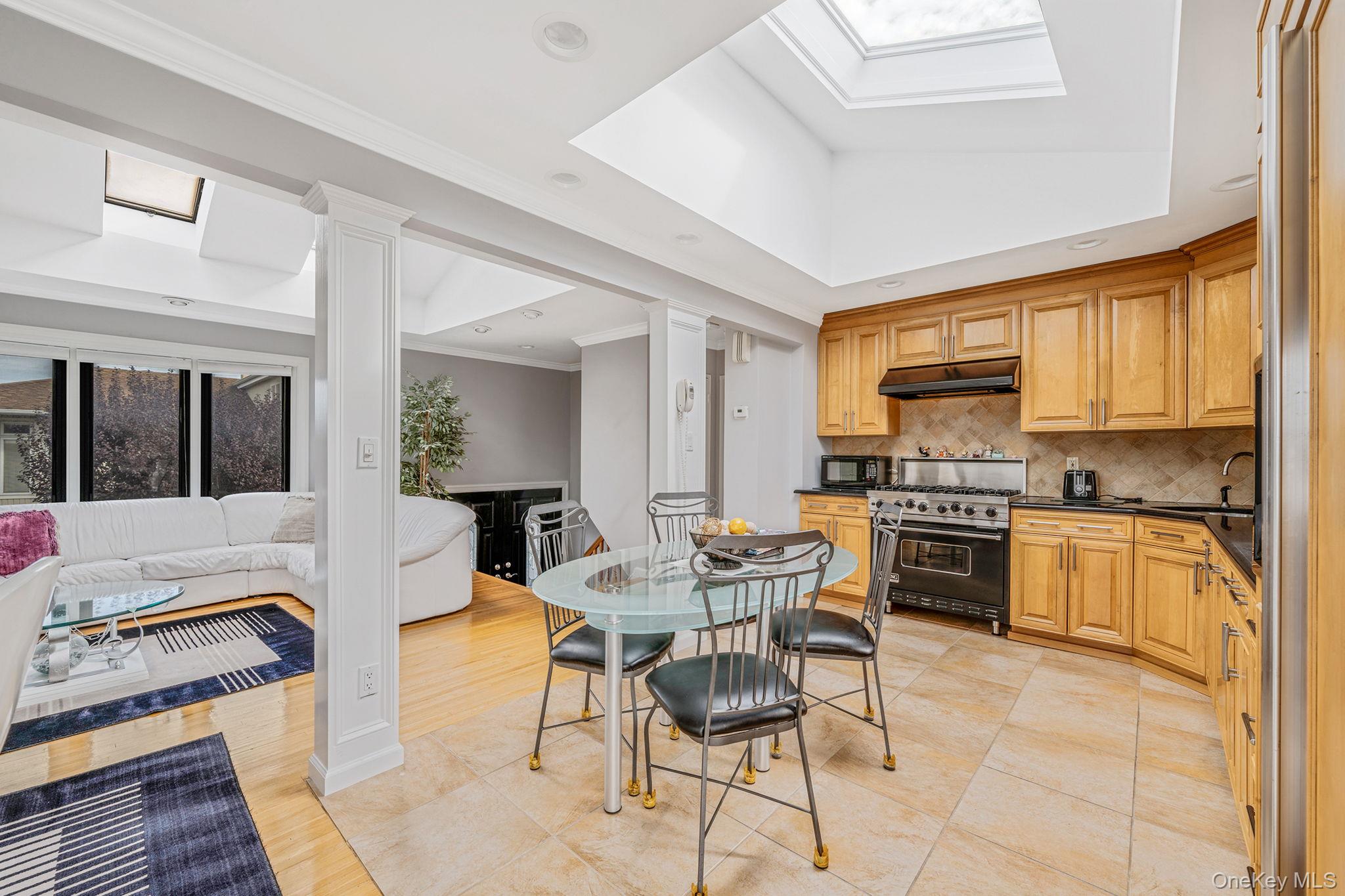 73 Elaine Drive, Oceanside, NY 11572