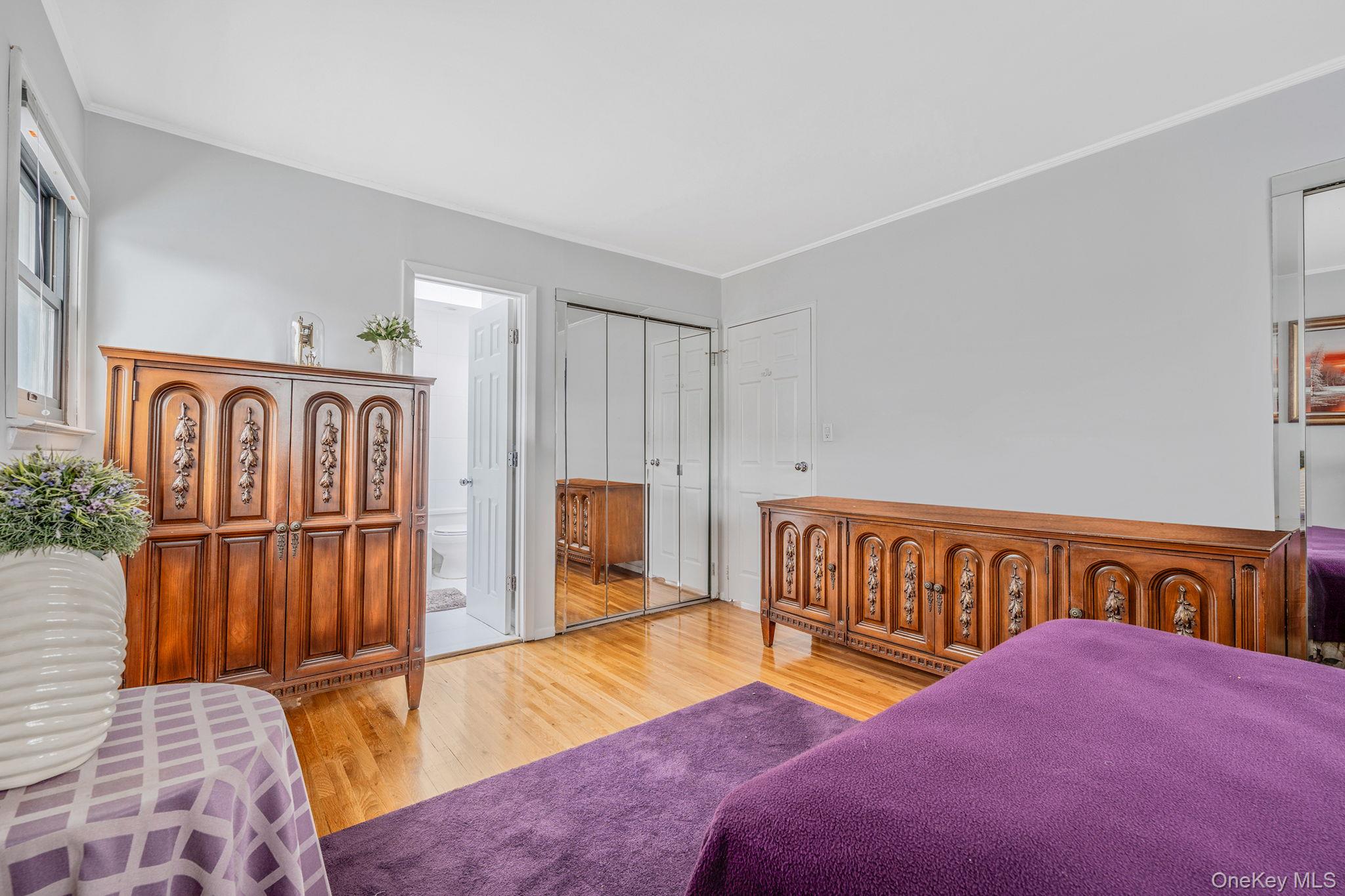 73 Elaine Drive, Oceanside, NY 11572