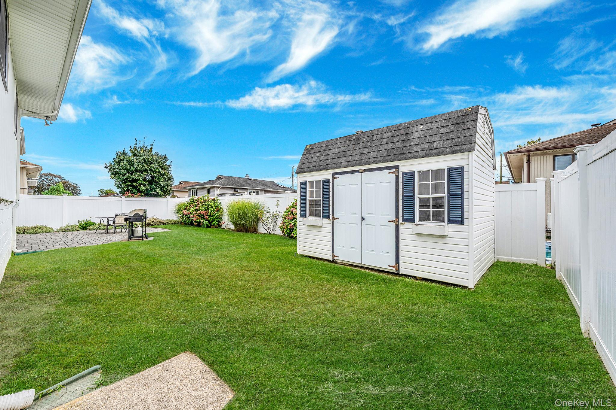 73 Elaine Drive, Oceanside, NY 11572