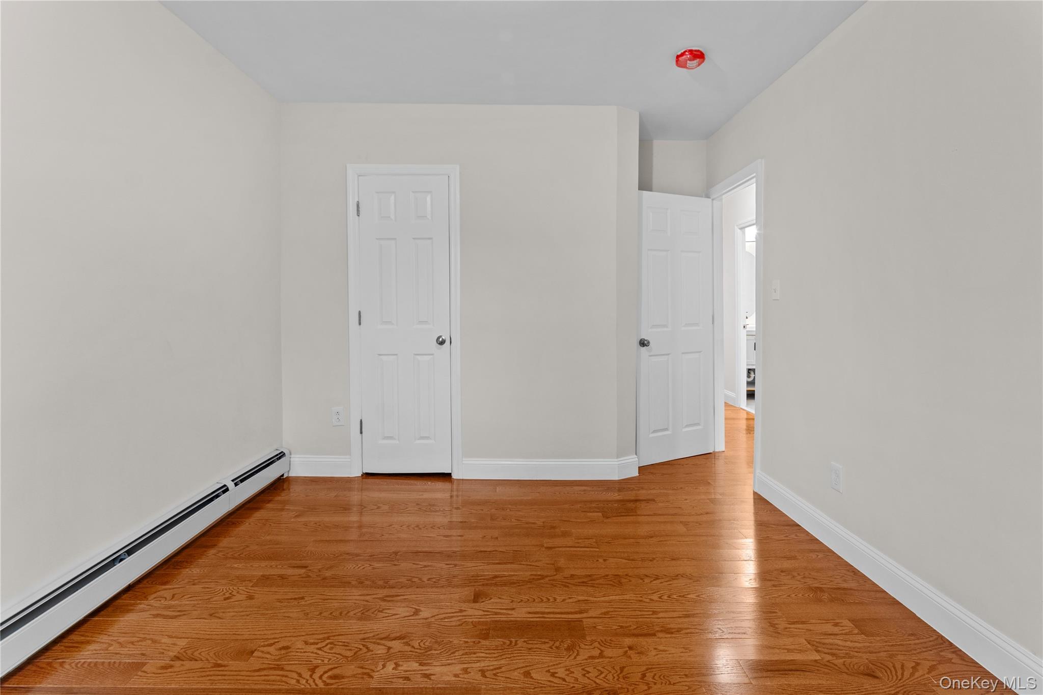 14209 45th Ave, Flushing, NY 11355