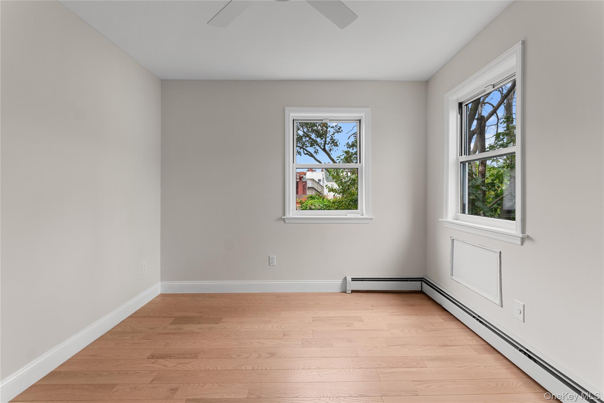 14209 45th Ave, Flushing, NY 11355