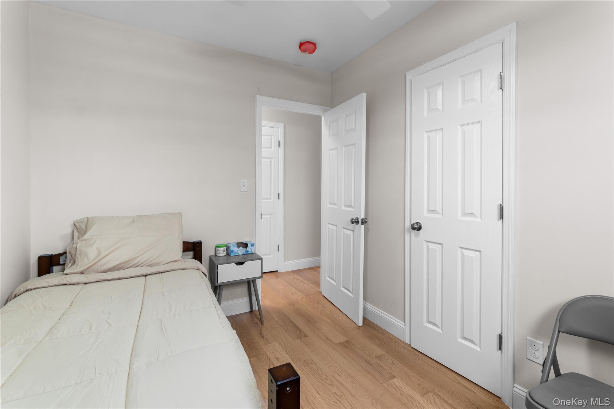 14209 45th Ave, Flushing, NY 11355