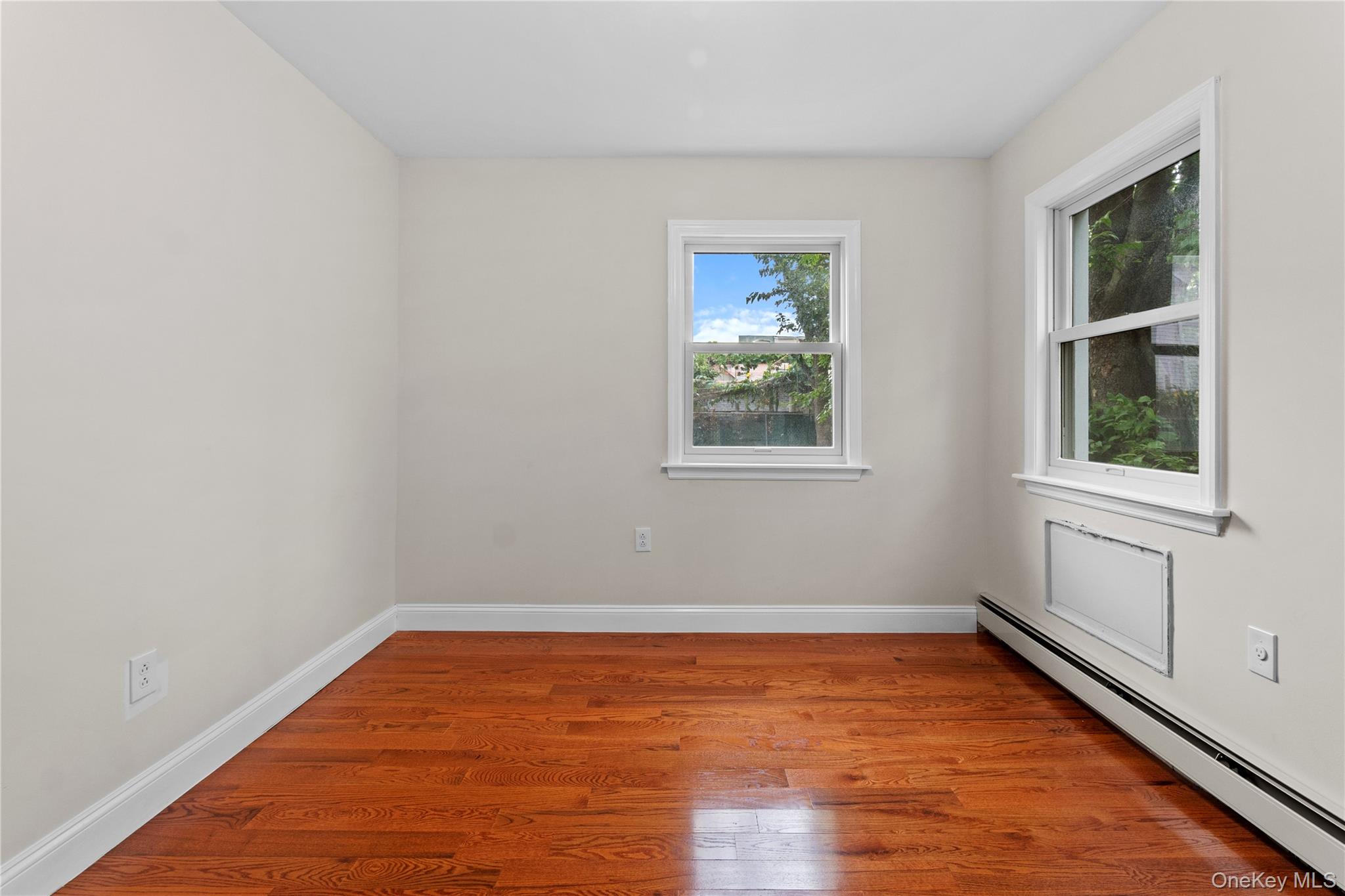 14209 45th Ave, Flushing, NY 11355