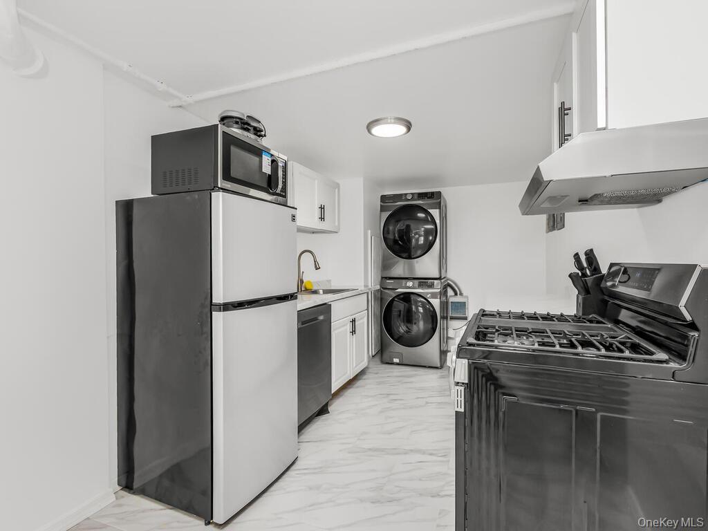 264 Emerson Avenue, Bronx, NY 10465