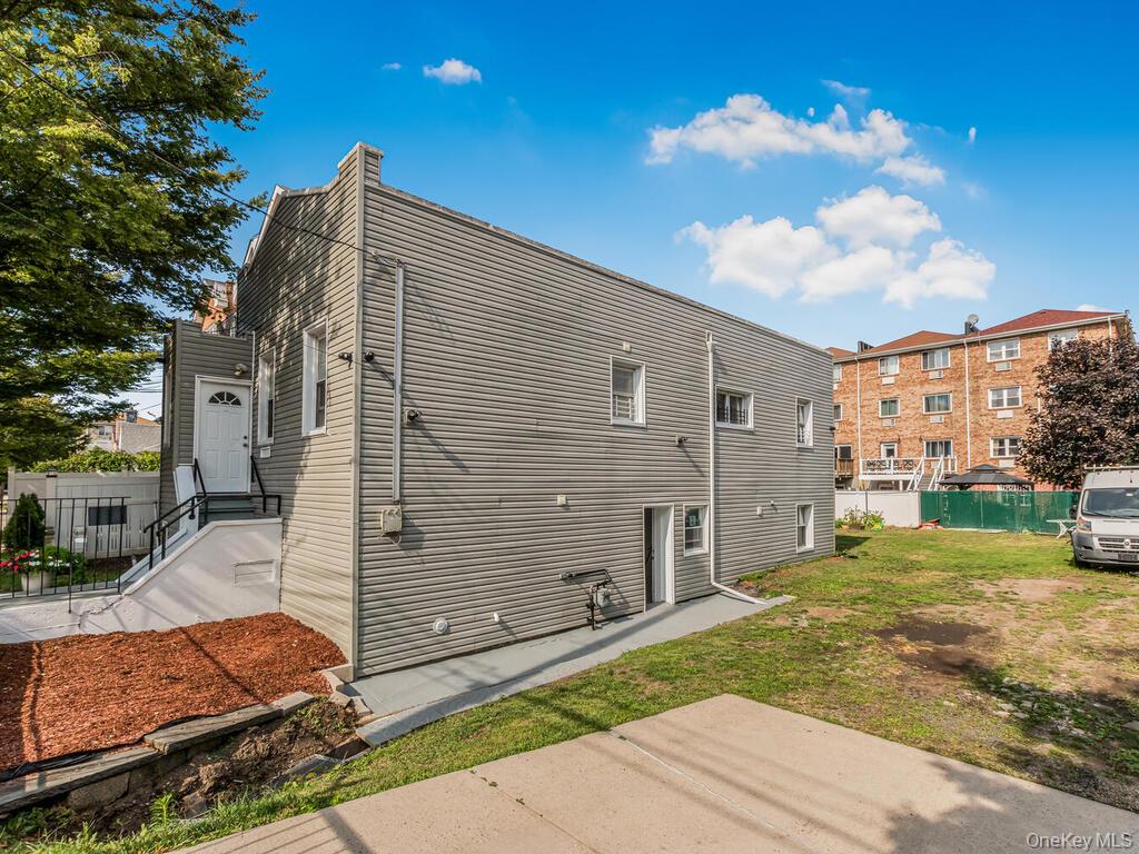 264 Emerson Avenue, Bronx, NY 10465