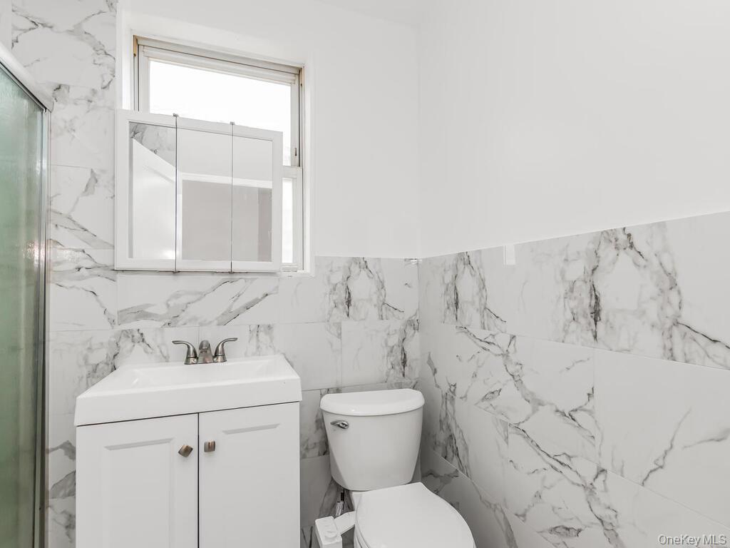 264 Emerson Avenue, Bronx, NY 10465