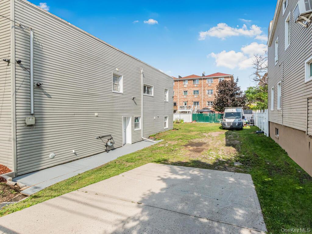 264 Emerson Avenue, Bronx, NY 10465