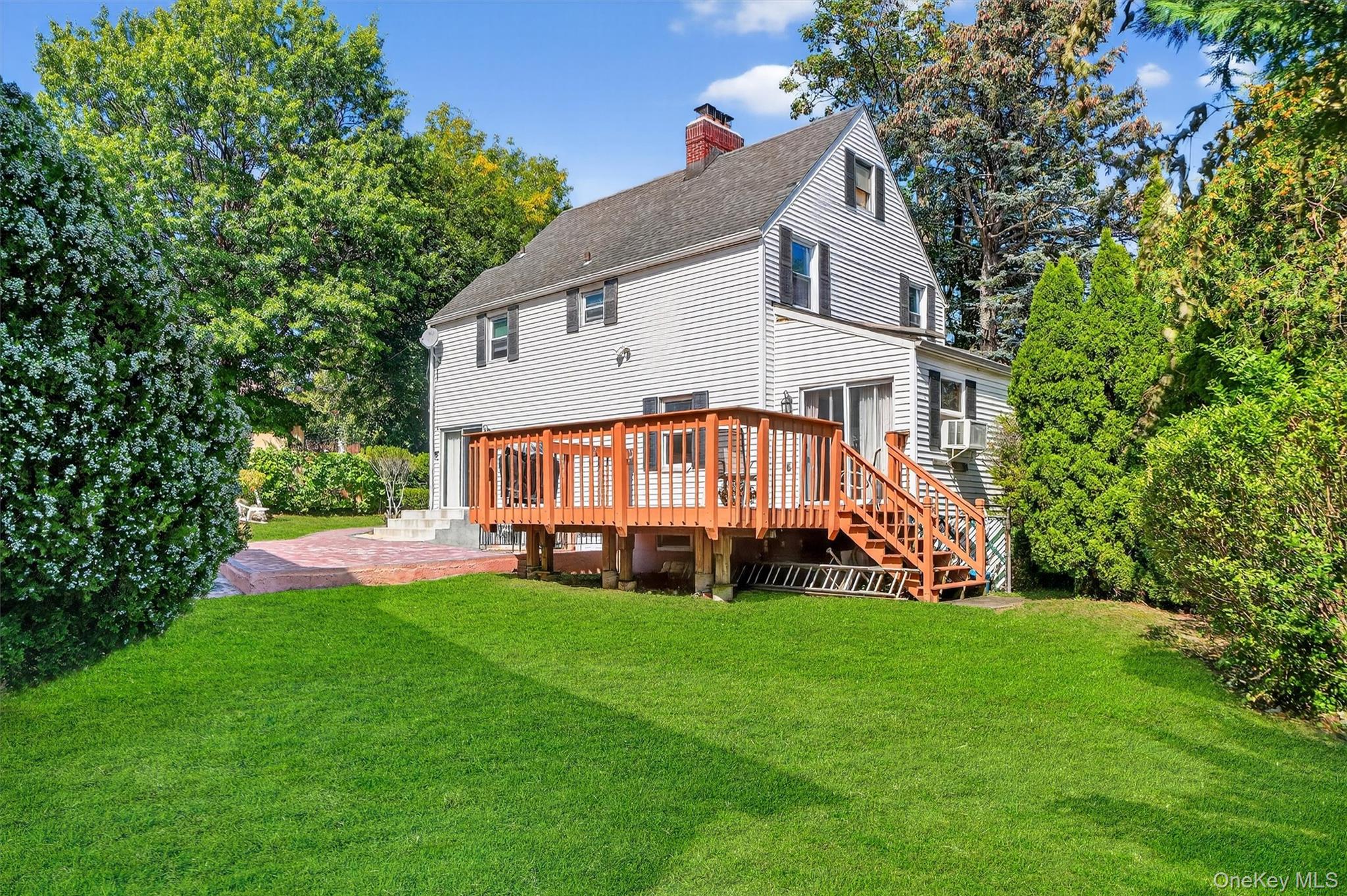 3384 Country Club Road, Bronx, NY 10465