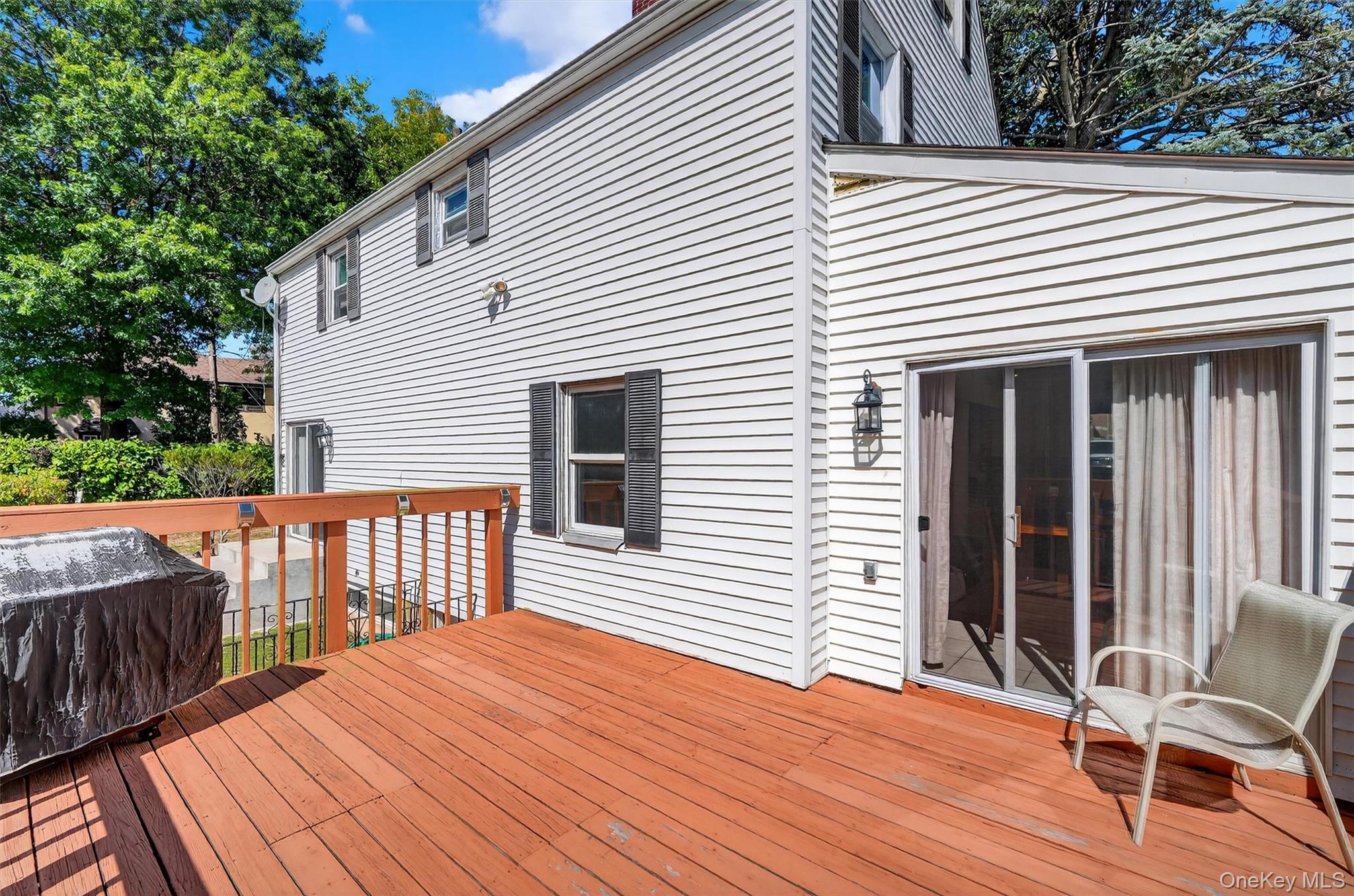 3384 Country Club Road, Bronx, NY 10465