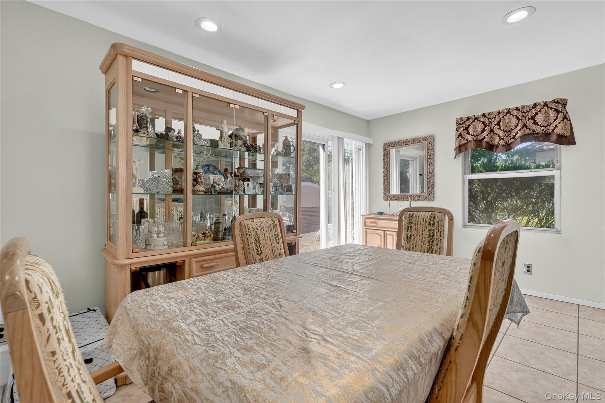 3384 Country Club Road, Bronx, NY 10465