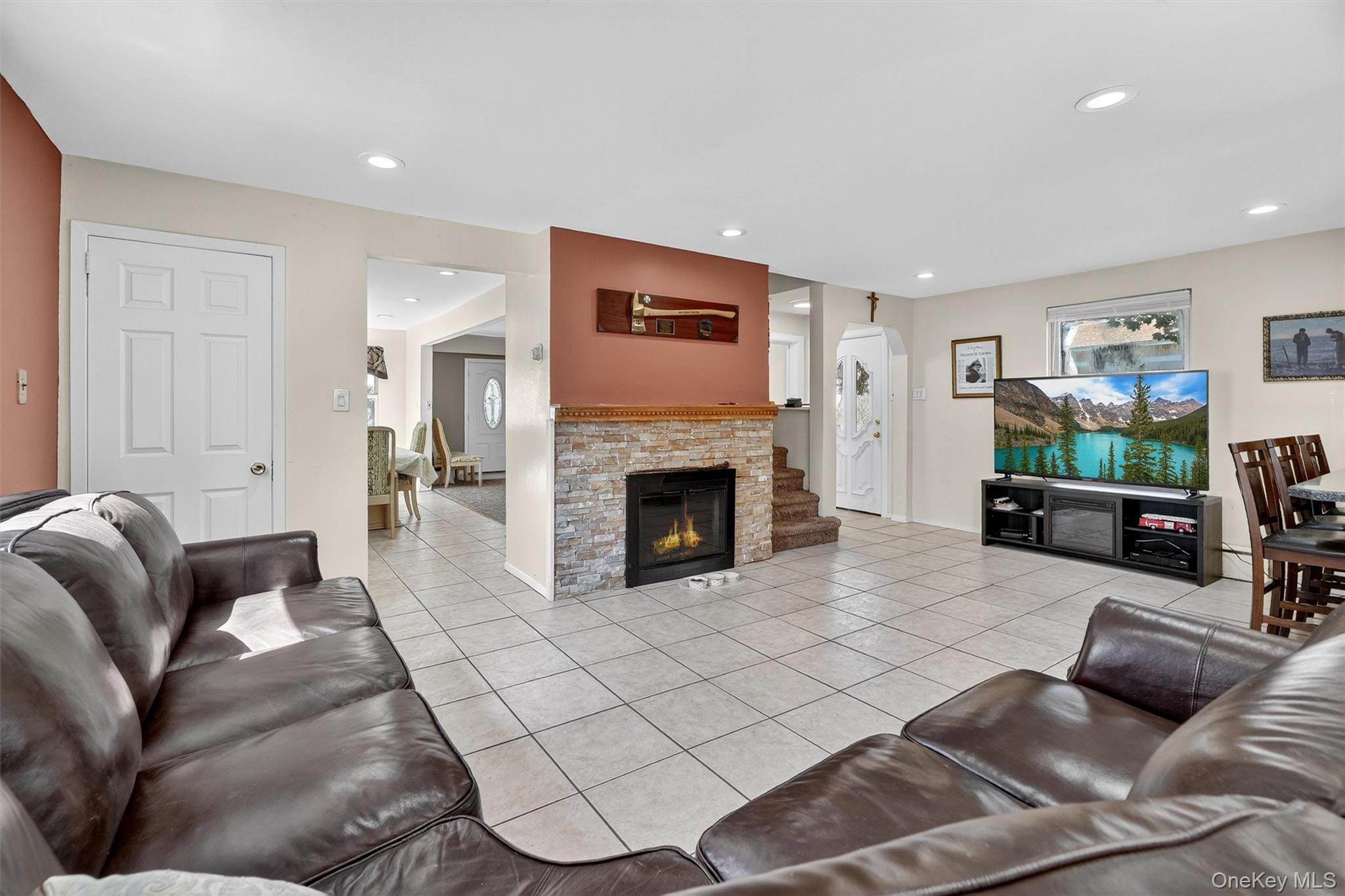 3384 Country Club Road, Bronx, NY 10465