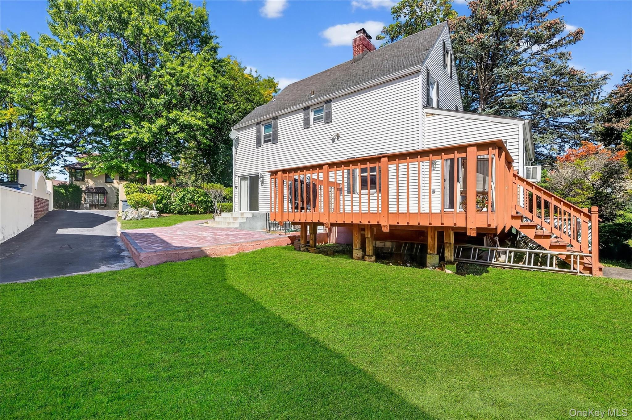 3384 Country Club Road, Bronx, NY 10465