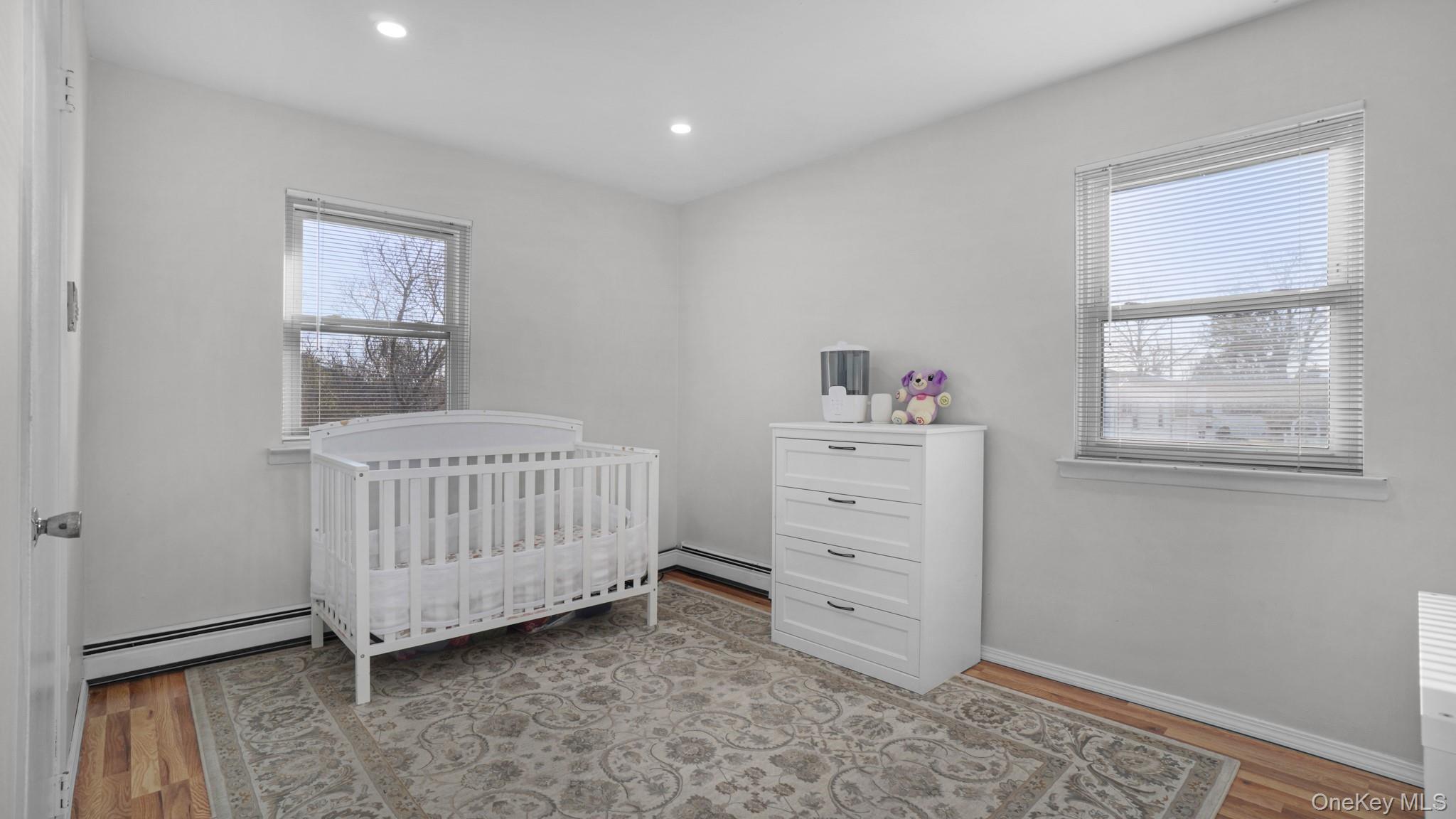 23 Madeline Lane, West Babylon, NY 11704