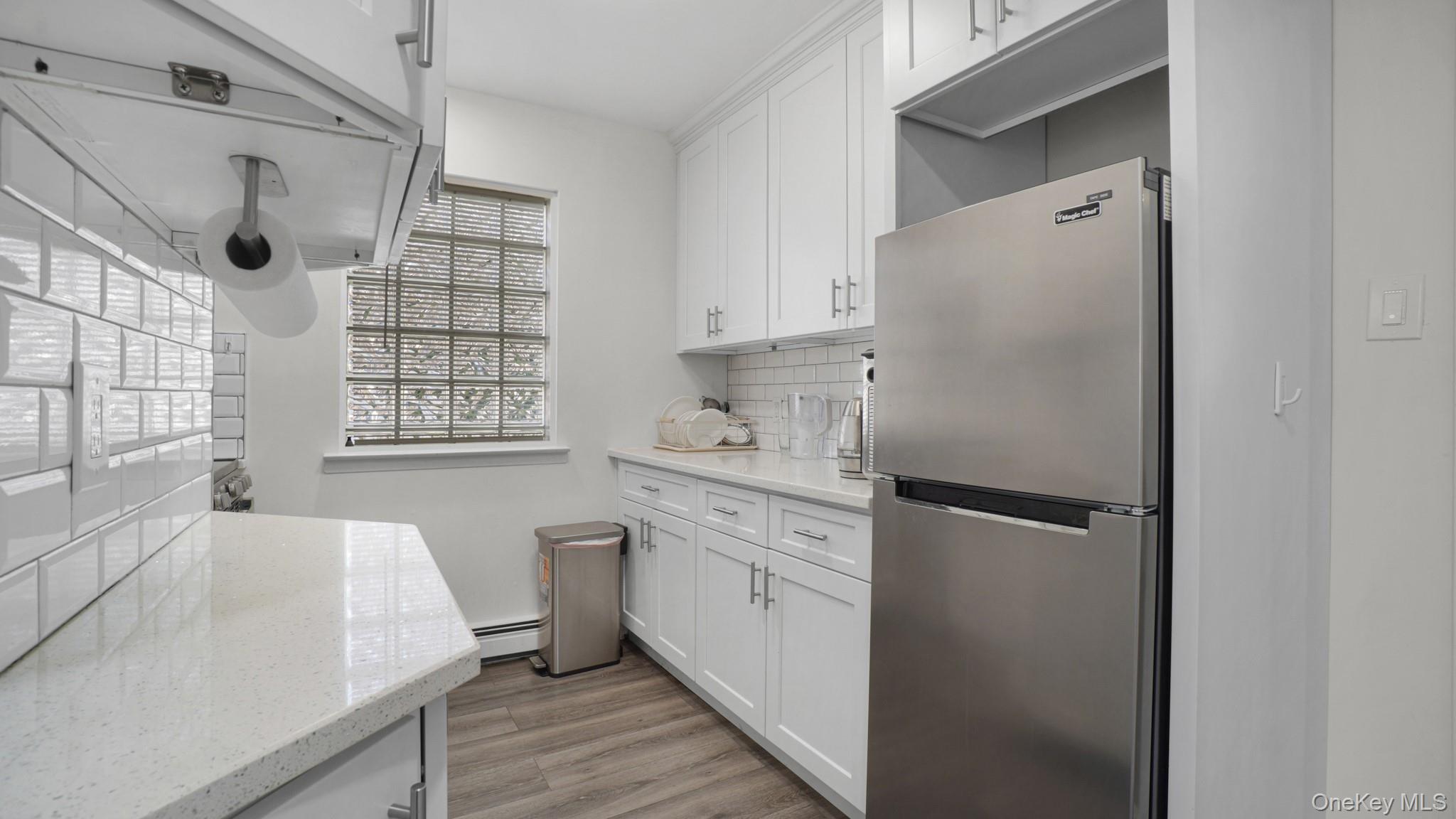 23 Madeline Lane, West Babylon, NY 11704