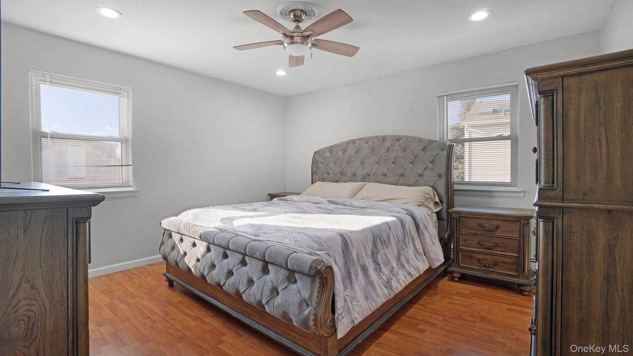 23 Madeline Lane, West Babylon, NY 11704